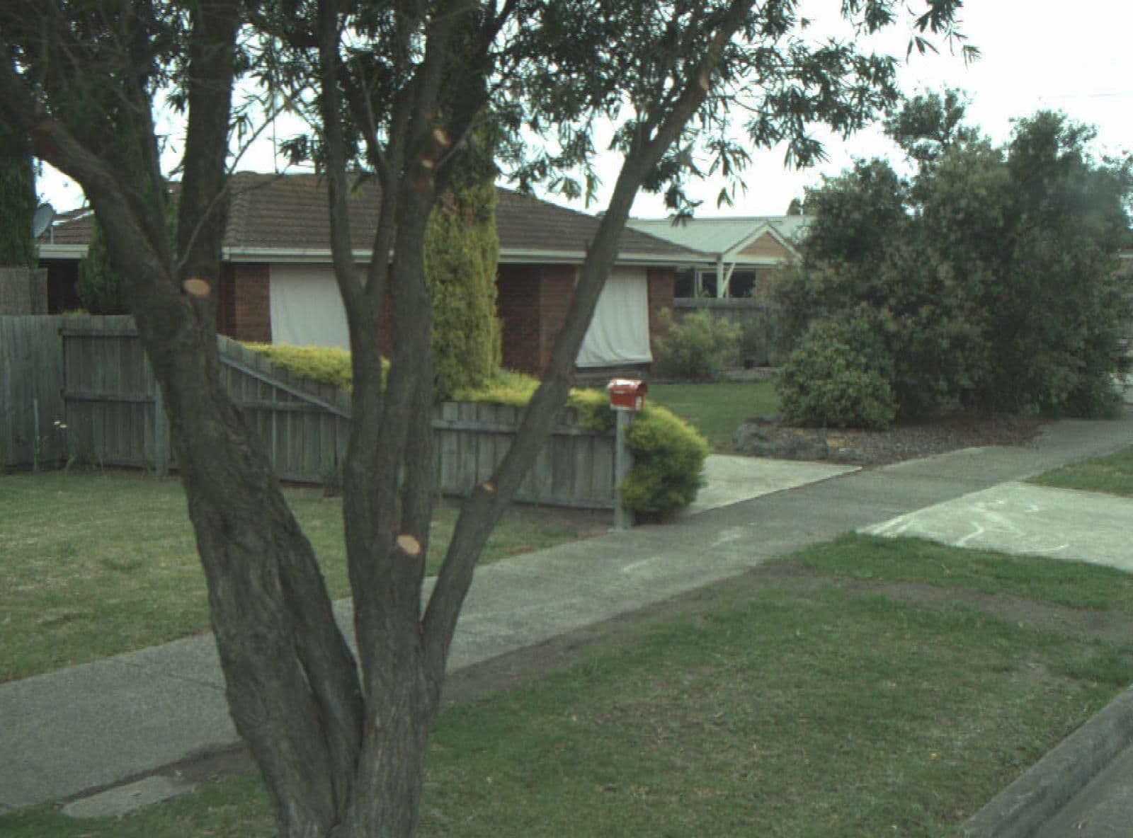 Street view near Grovedale Guest House - Torquay & Deakin Area - Entire Place, Grovedale — © cogg (CC BY-SA · Mapillary)