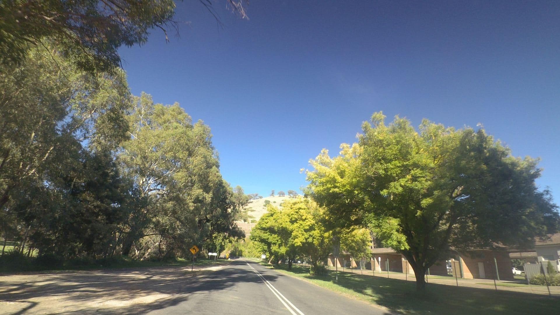 Street view near Gundagai Tourist Suites, Gundagai — © mander (CC BY-SA · Mapillary)
