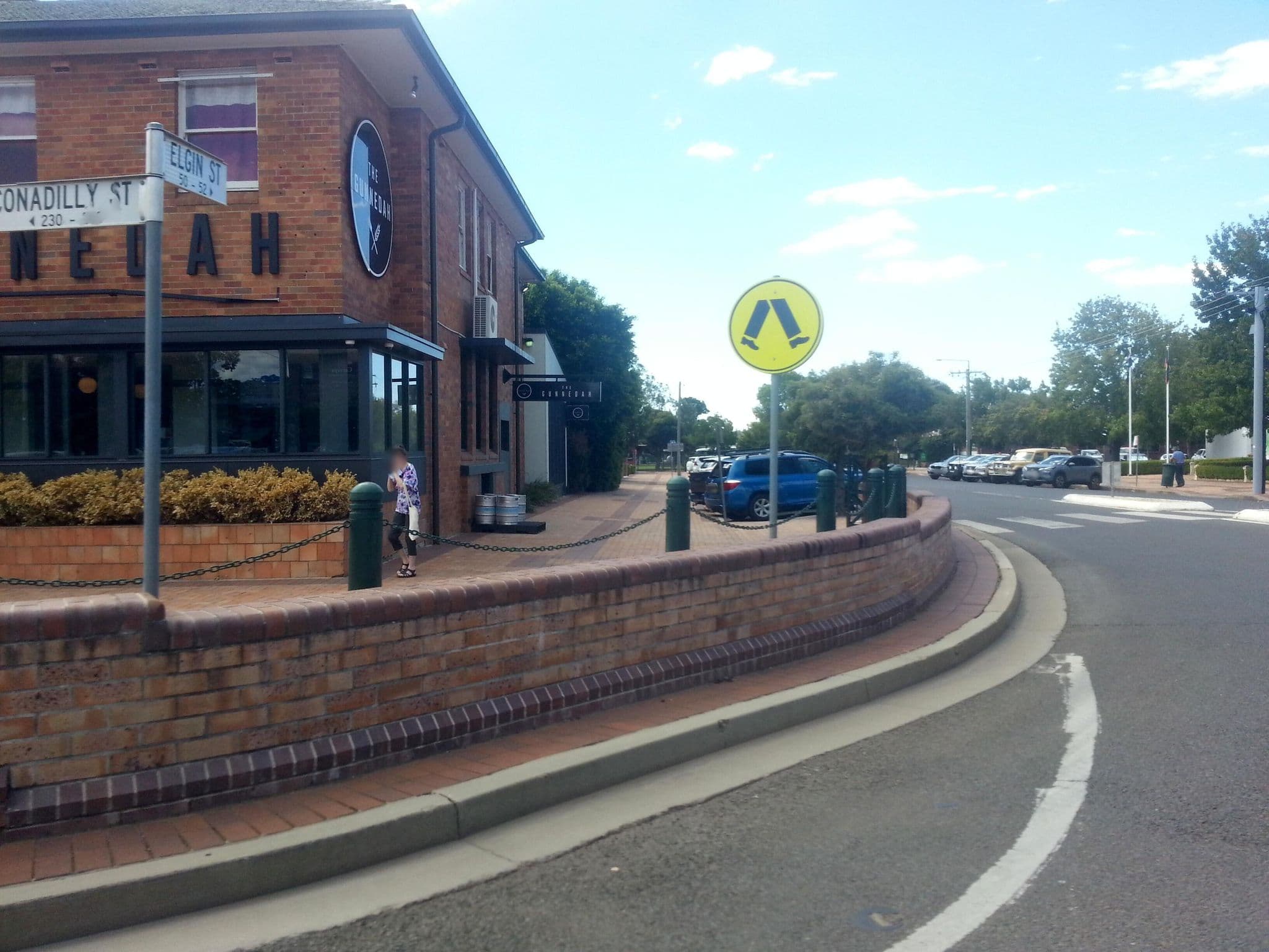 Street view near Gunnedah Hotel, Gunnedah — © bob3bob3 (CC BY-SA · Mapillary)