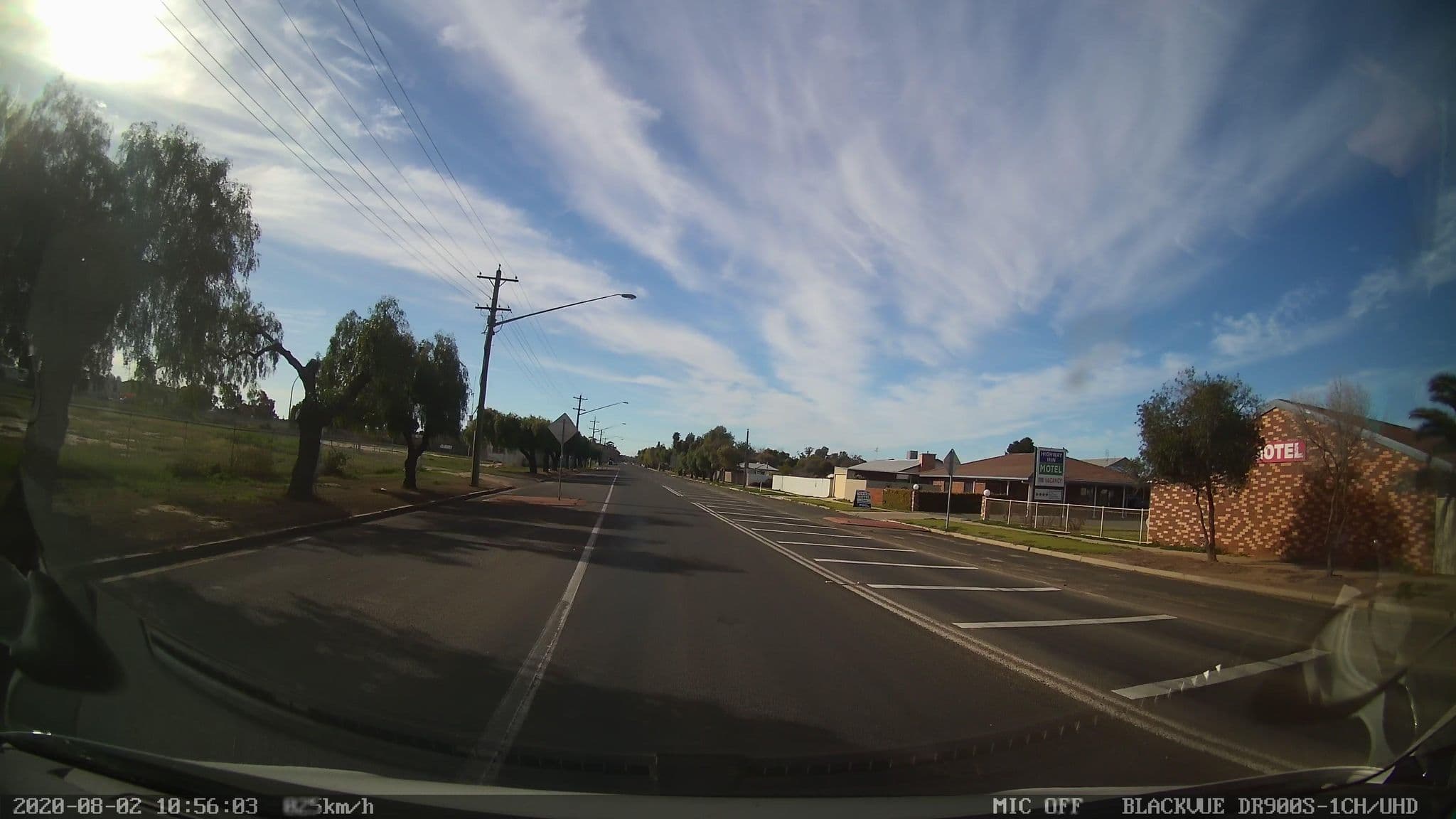 Street view near Highway Inn Motel Hay, Hay — © bob3bob3 (CC BY-SA · Mapillary)