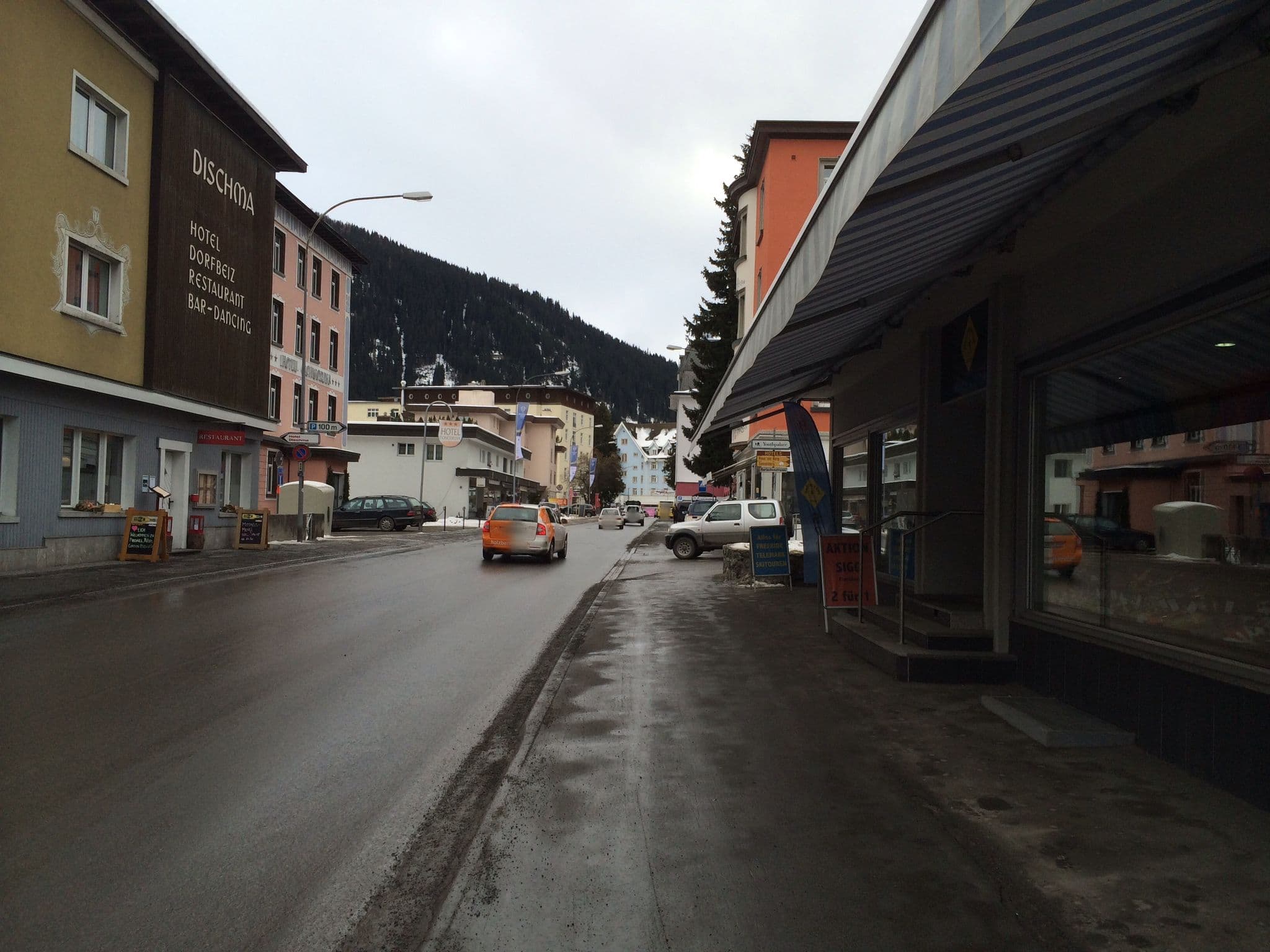 Street view near Dischma, Davos — © jesolem (CC BY-SA · Mapillary)