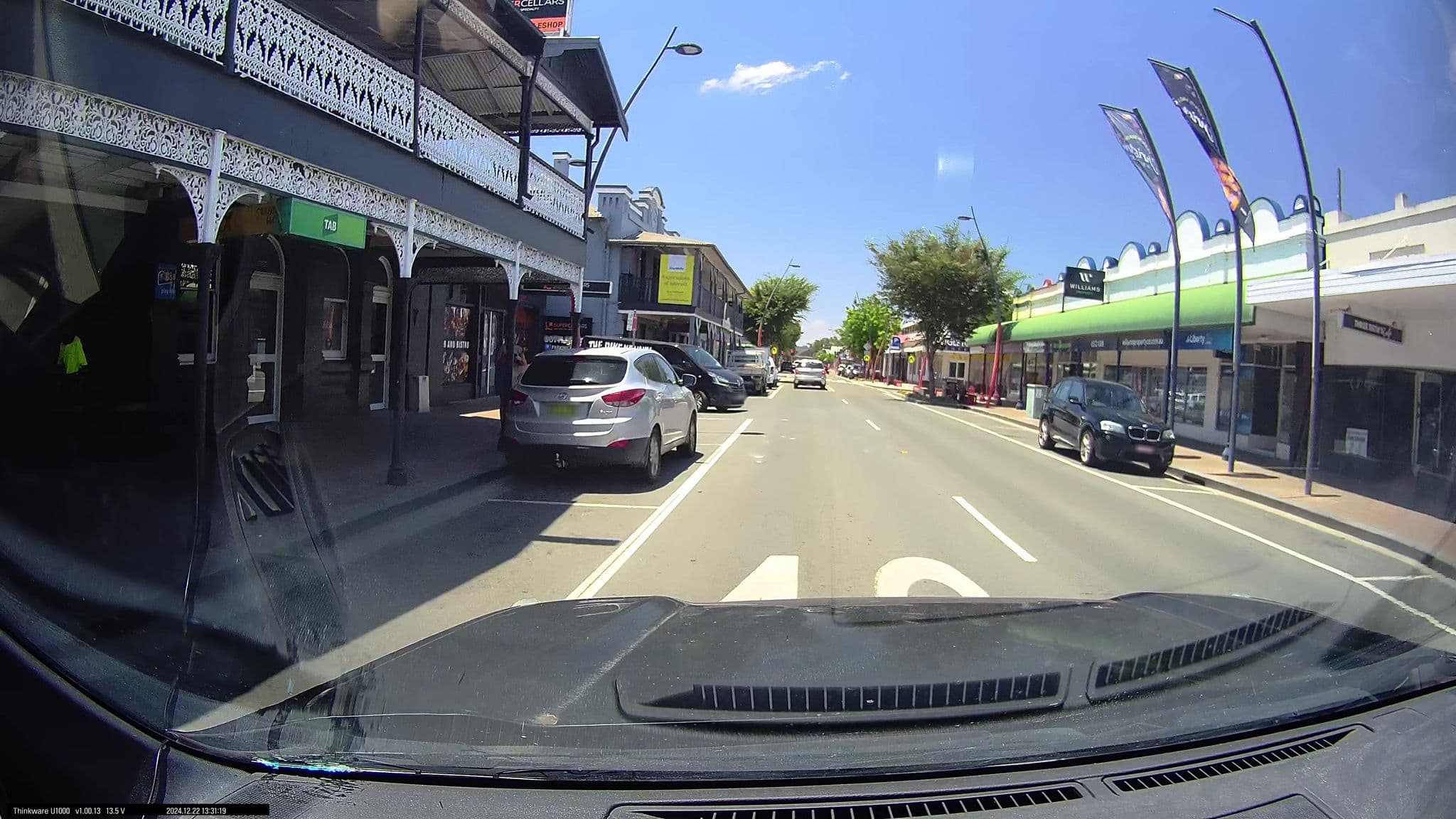 Street view near Club House Hotel, Singleton — © maxim752 (CC BY-SA · Mapillary)