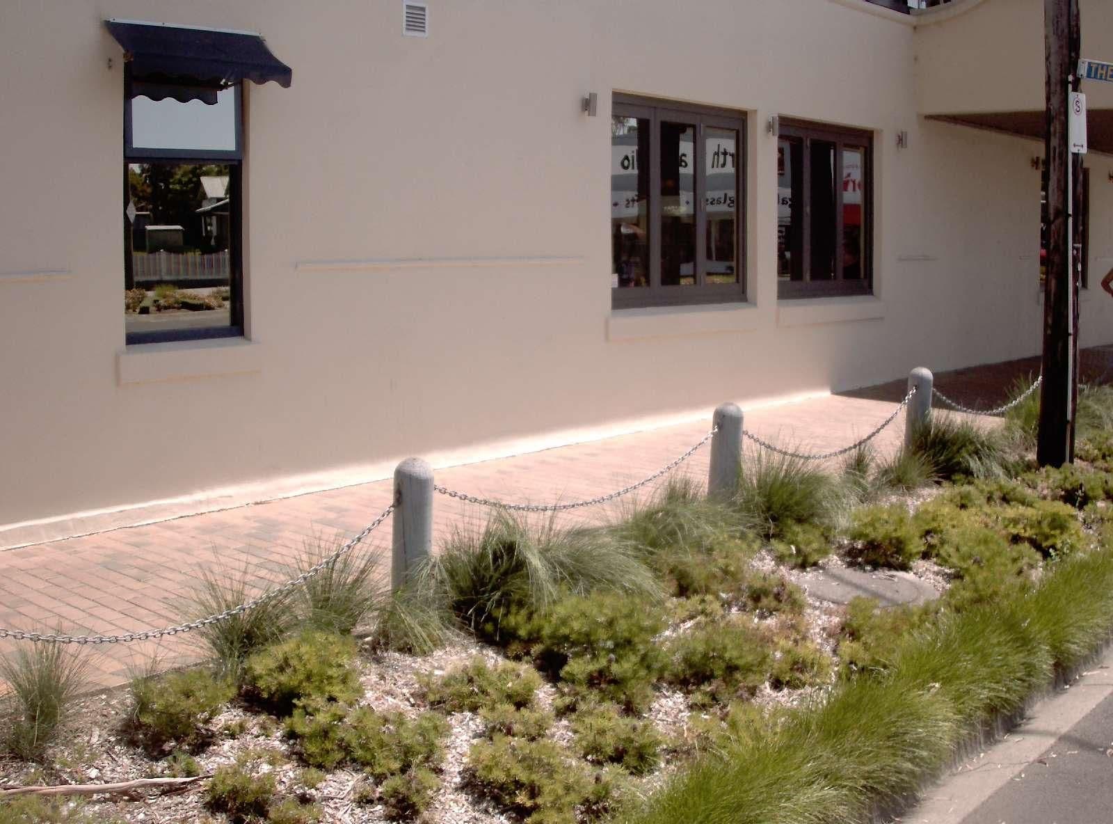 Street view near Esplanade Hotel - Inverloch, Inverloch — © vicroads (CC BY-SA · Mapillary)