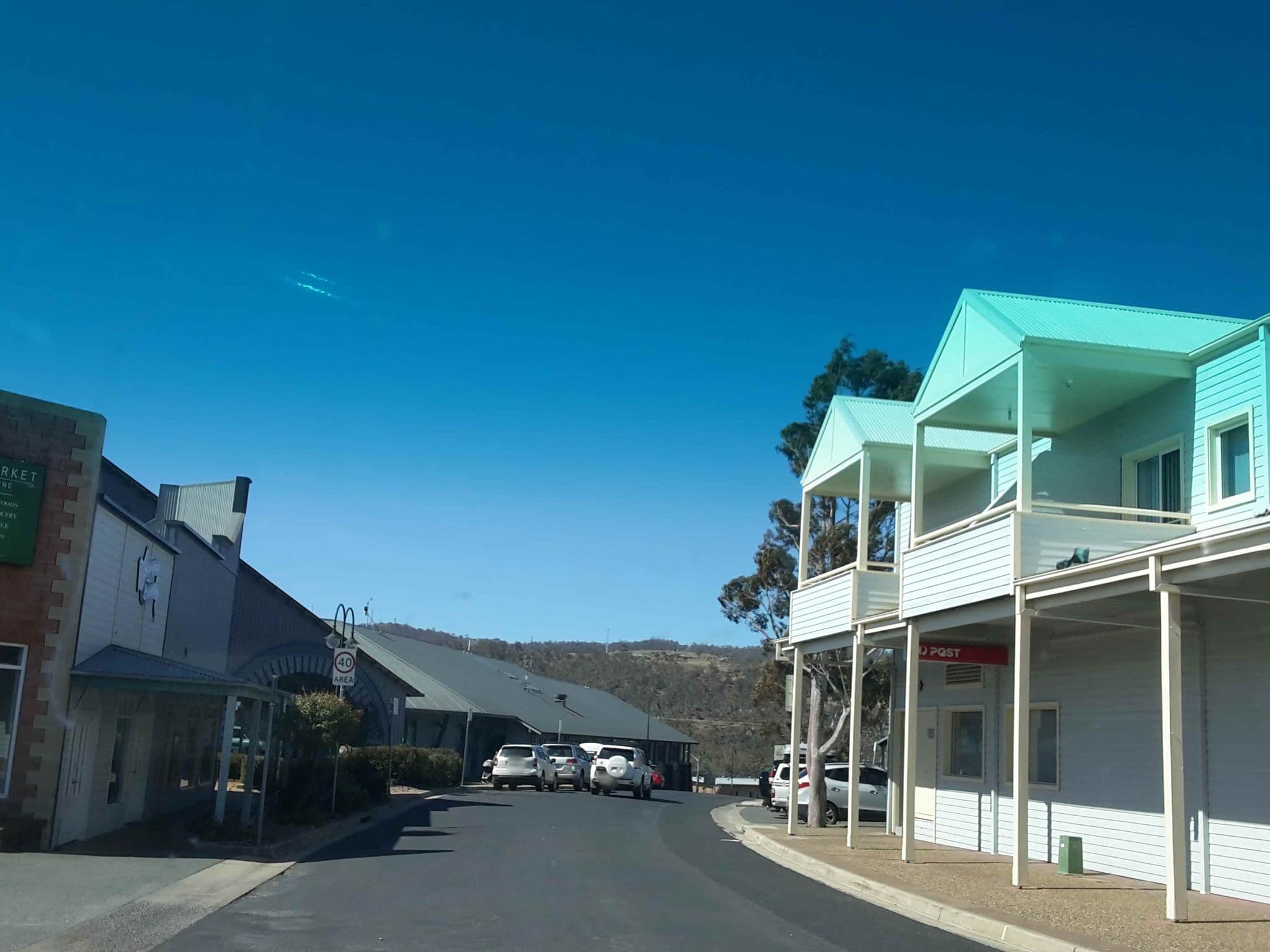 Street view near Alpine Country Holidays, Jindabyne — © gavinx (CC BY-SA · Mapillary)