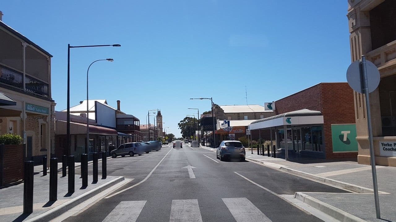 Street view near Kadina Hotel, Kadina — © didz (CC BY-SA · Mapillary)