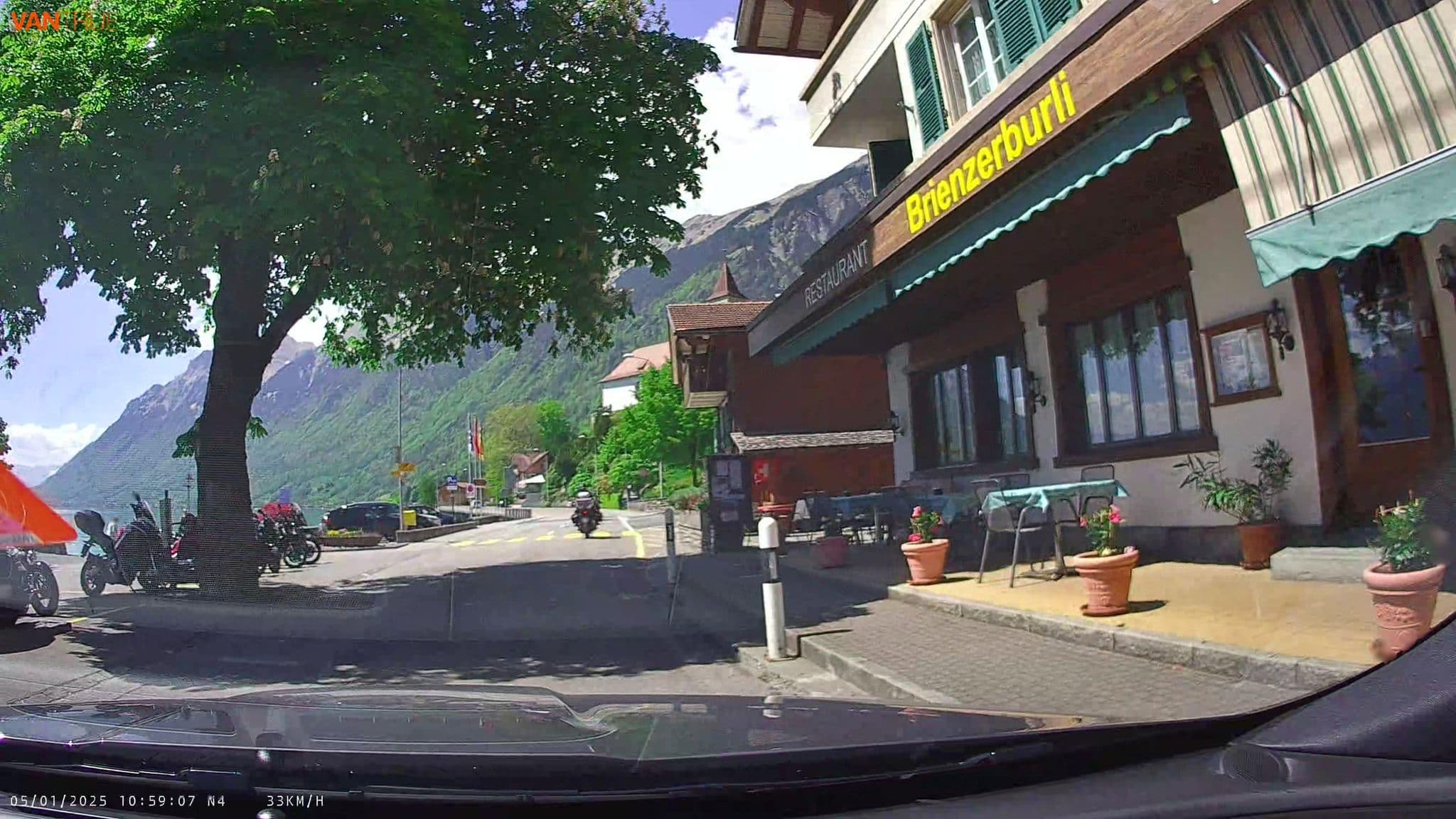 Street view near Brienzerburli, Brienz — © fcignat (CC BY-SA · Mapillary)