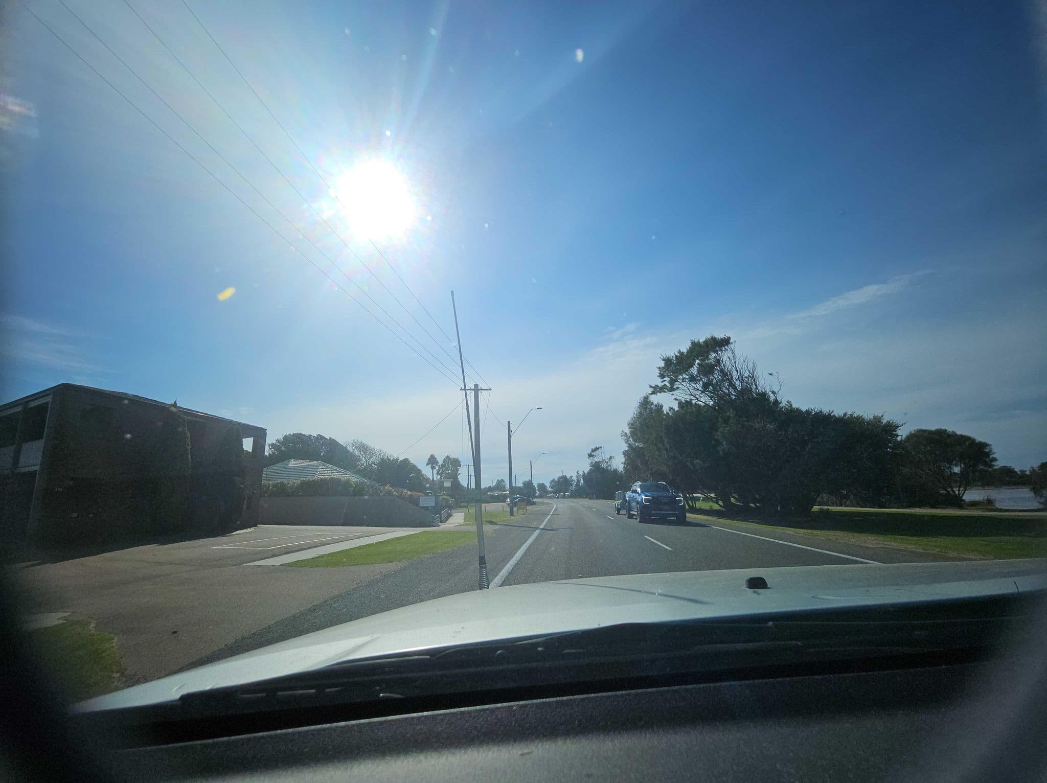 Street view near Black Swan Motor Inn, Lakes Entrance — © warrandyte (CC BY-SA · Mapillary)