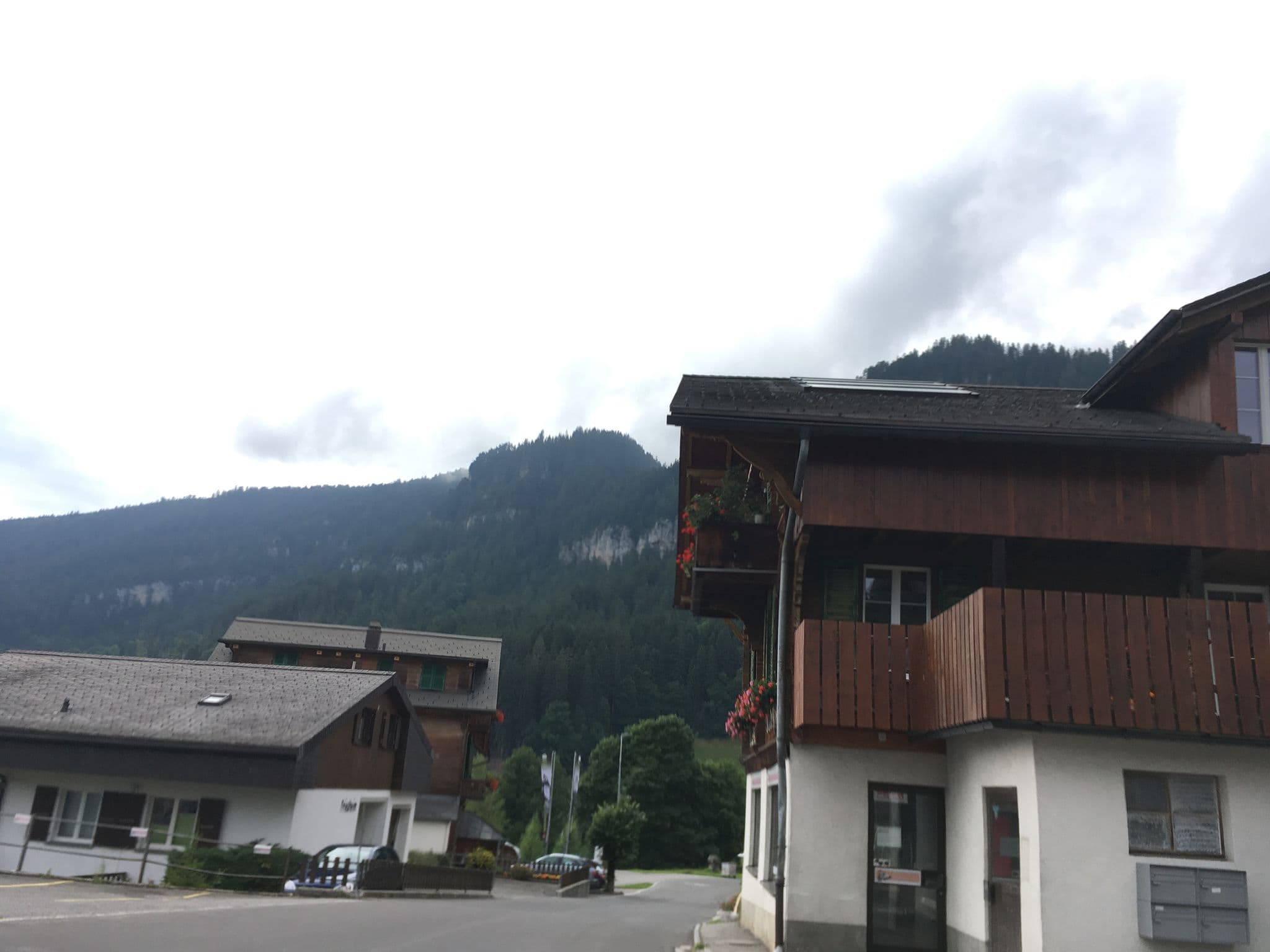 Street view near Hotel Beatenberg Fassbind, Beatenberg — © beat (CC BY-SA · Mapillary)