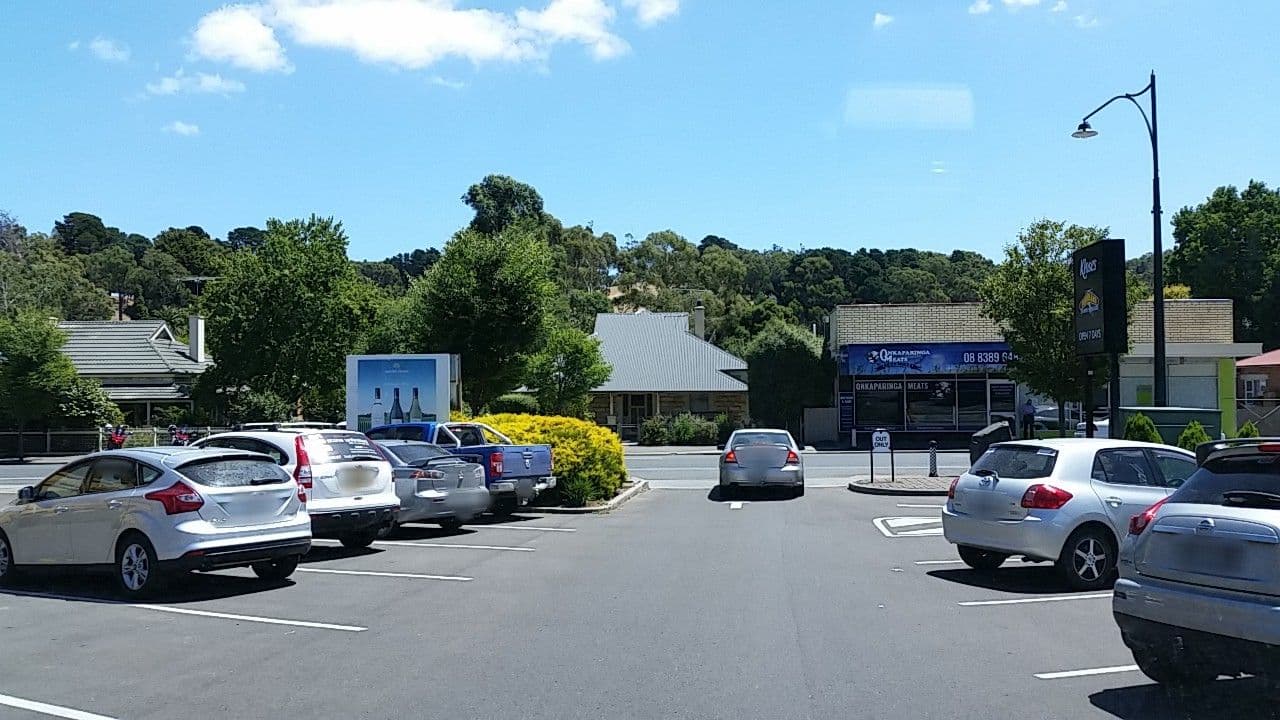 Street view near The Lobethal Hotel, Lobethal — © didz (CC BY-SA · Mapillary)