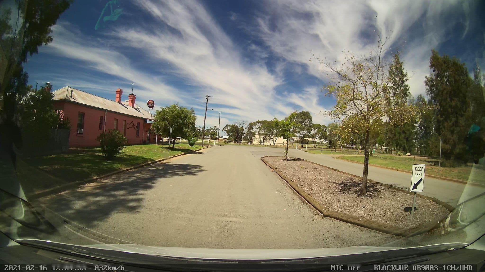 Street view near Railway Hotel Lockhart, Lockhart — © bob3bob3 (CC BY-SA · Mapillary)
