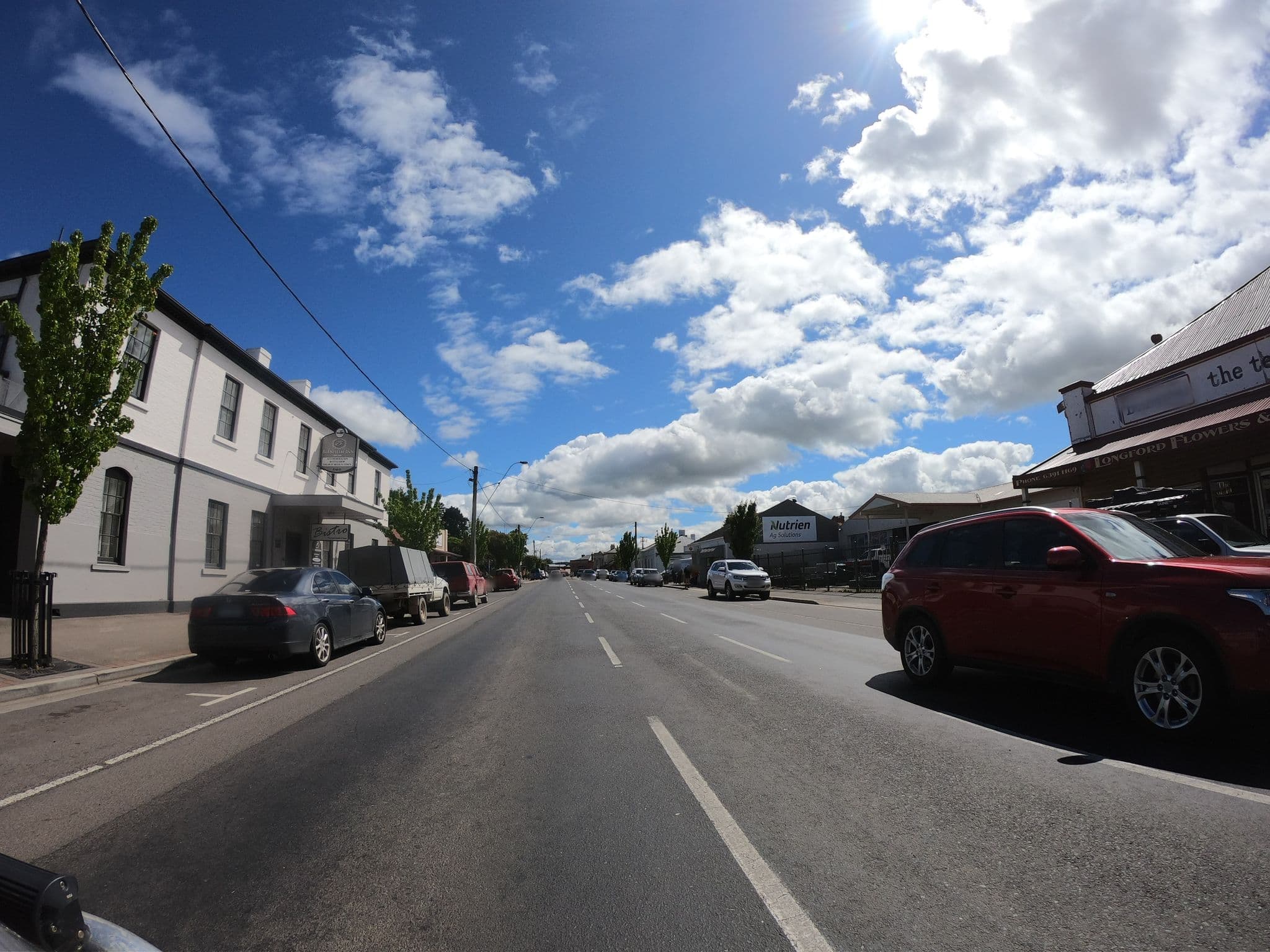 Street view near Blenheim Inn Hotel, Longford — © tastrax (CC BY-SA · Mapillary)