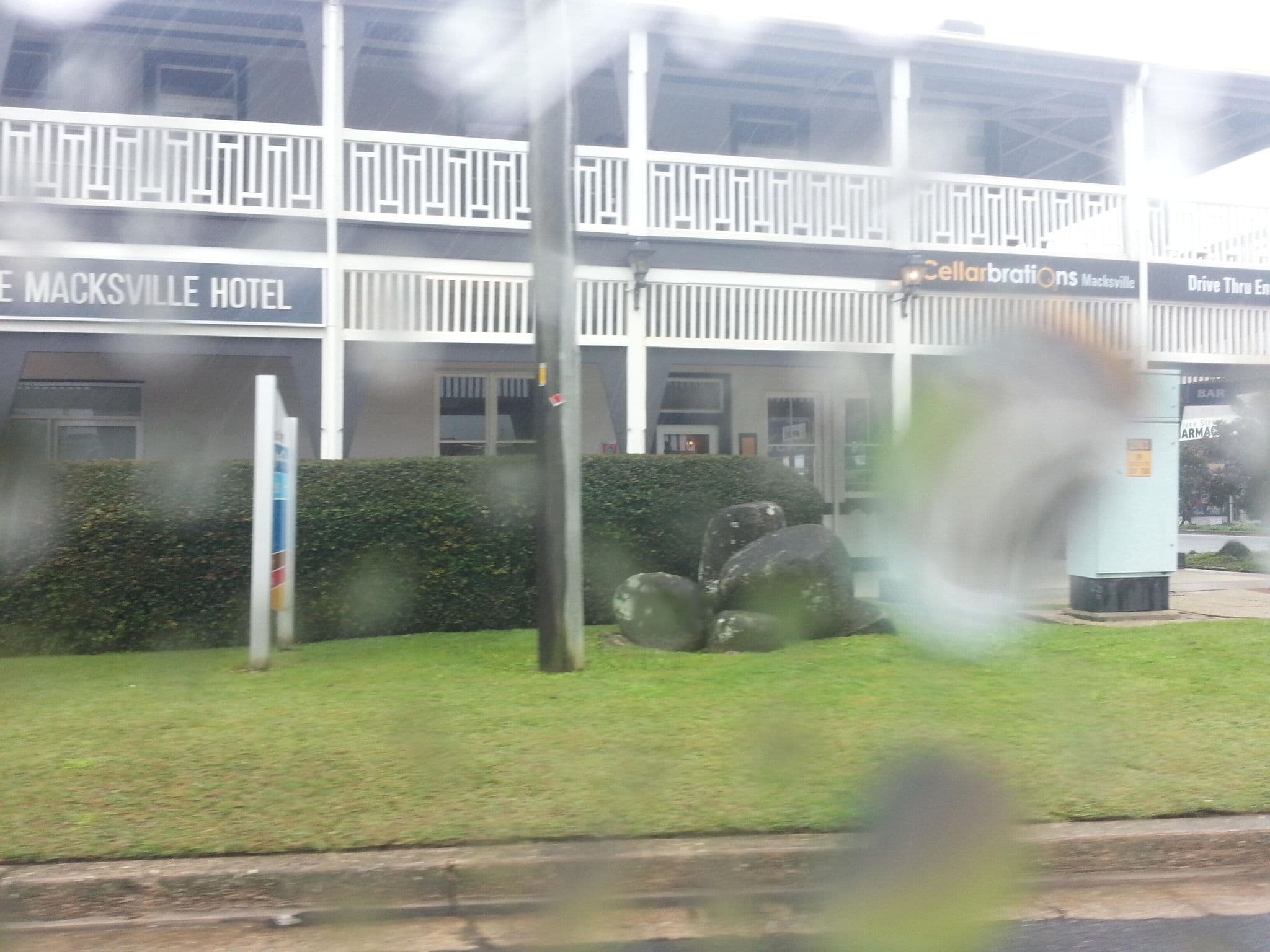 Street view near Macksville Hotel accomodation, Macksville — © bob3bob3 (CC BY-SA · Mapillary)