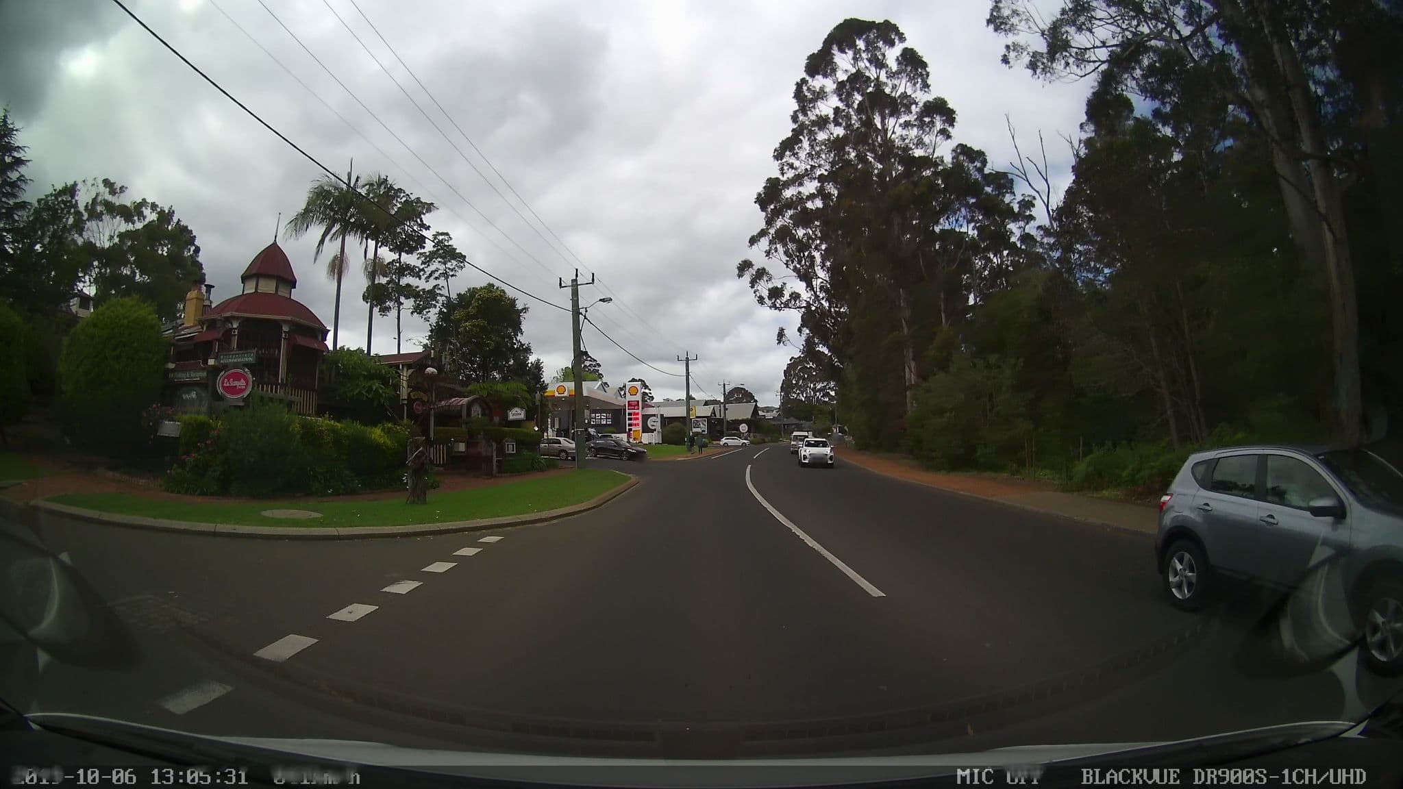 Street view near Adamsons Riverside, Margaret River — © bob3bob3 (CC BY-SA · Mapillary)