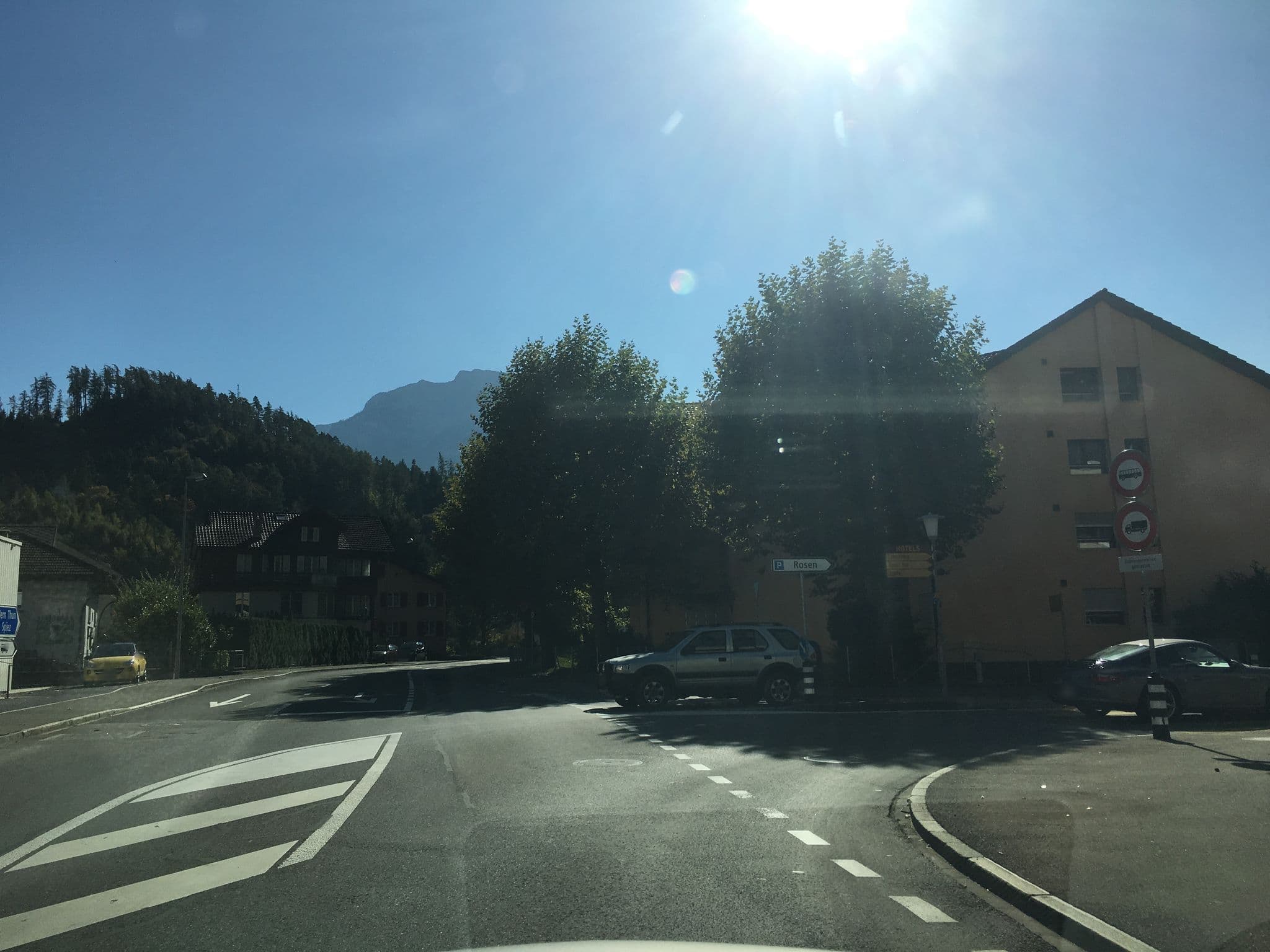 Street view near Stella, Interlaken — © chuck (CC BY-SA · Mapillary)