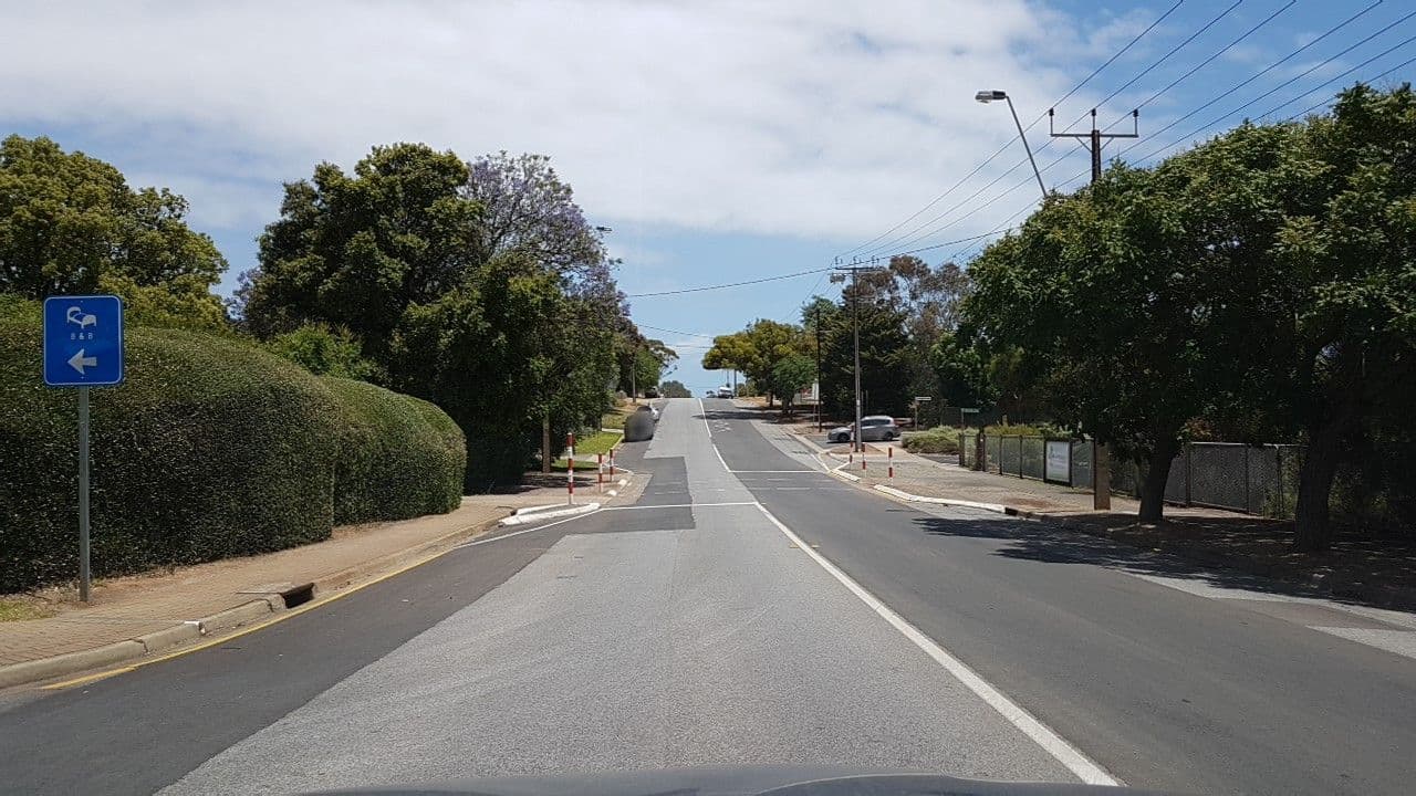 Street view near Villa D'Vine, McLaren Vale — © didz (CC BY-SA · Mapillary)