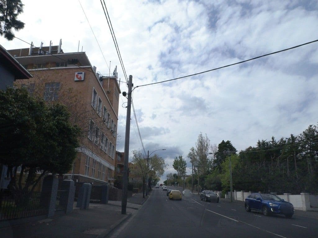 Street view near South Yarra Hostel, South Yarra — © mander (CC BY-SA · Mapillary)