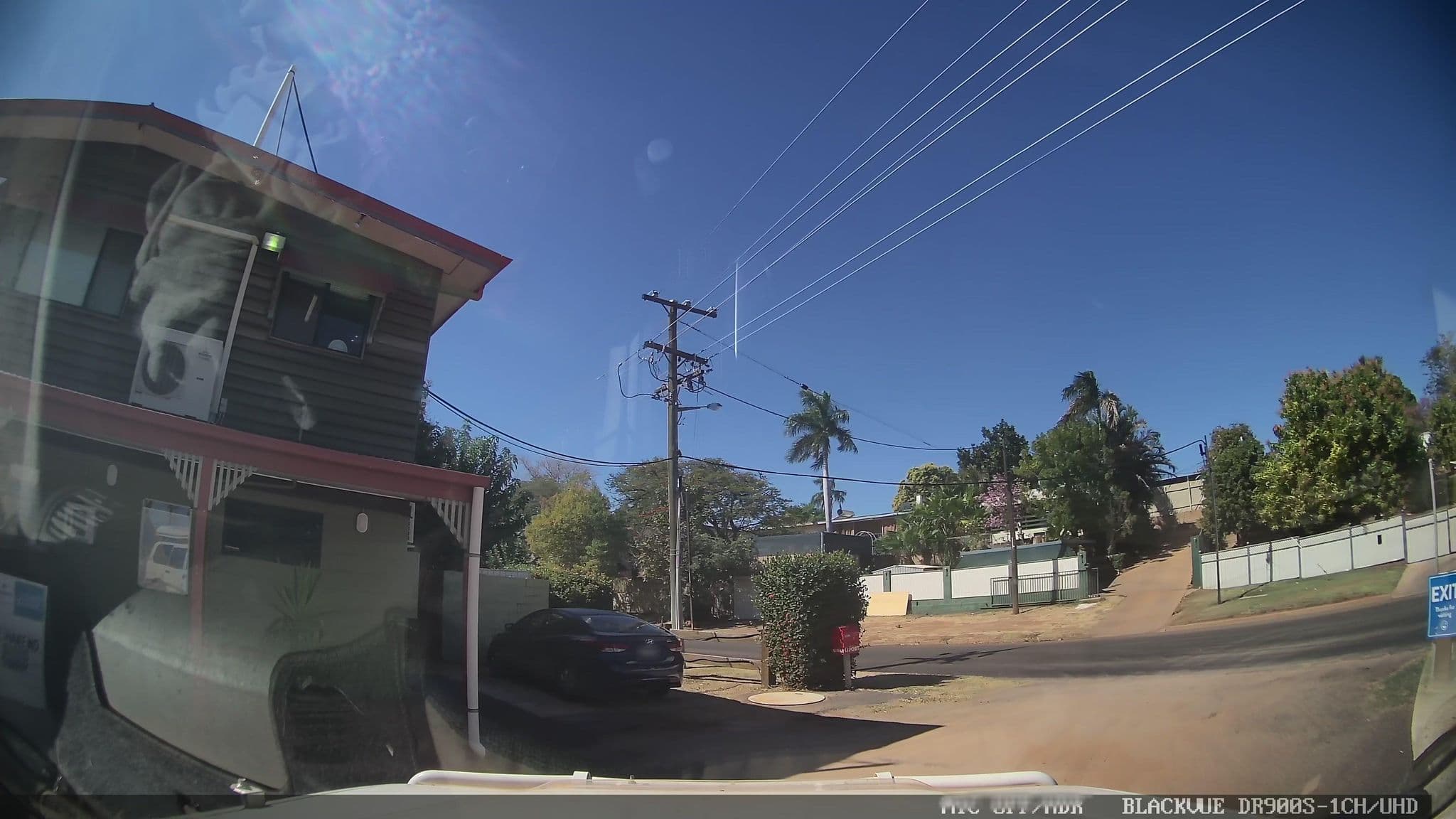 Street view near Discovery Parks - Mount Isa, Winston — © jthnz (CC BY-SA · Mapillary)
