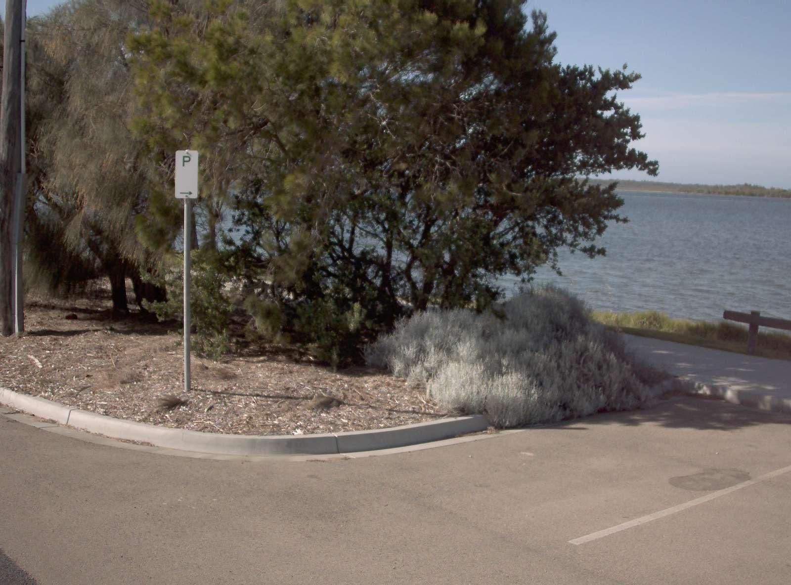 Street view near Bliss by the bay, Metung — © vicroads (CC BY-SA · Mapillary)