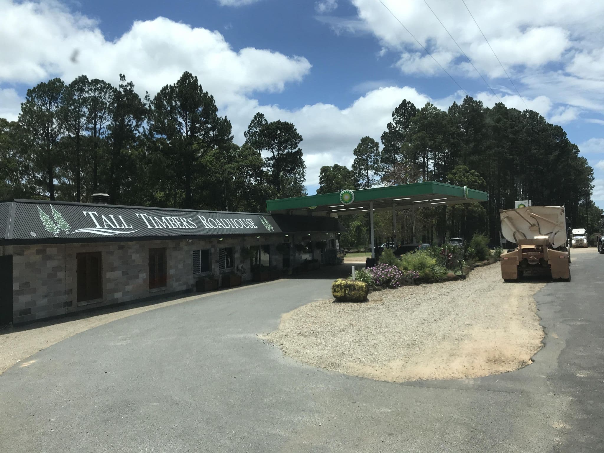 Street view near Tall Timbers Roadhouse, Ravenshoe — © orbac (CC BY-SA · Mapillary)
