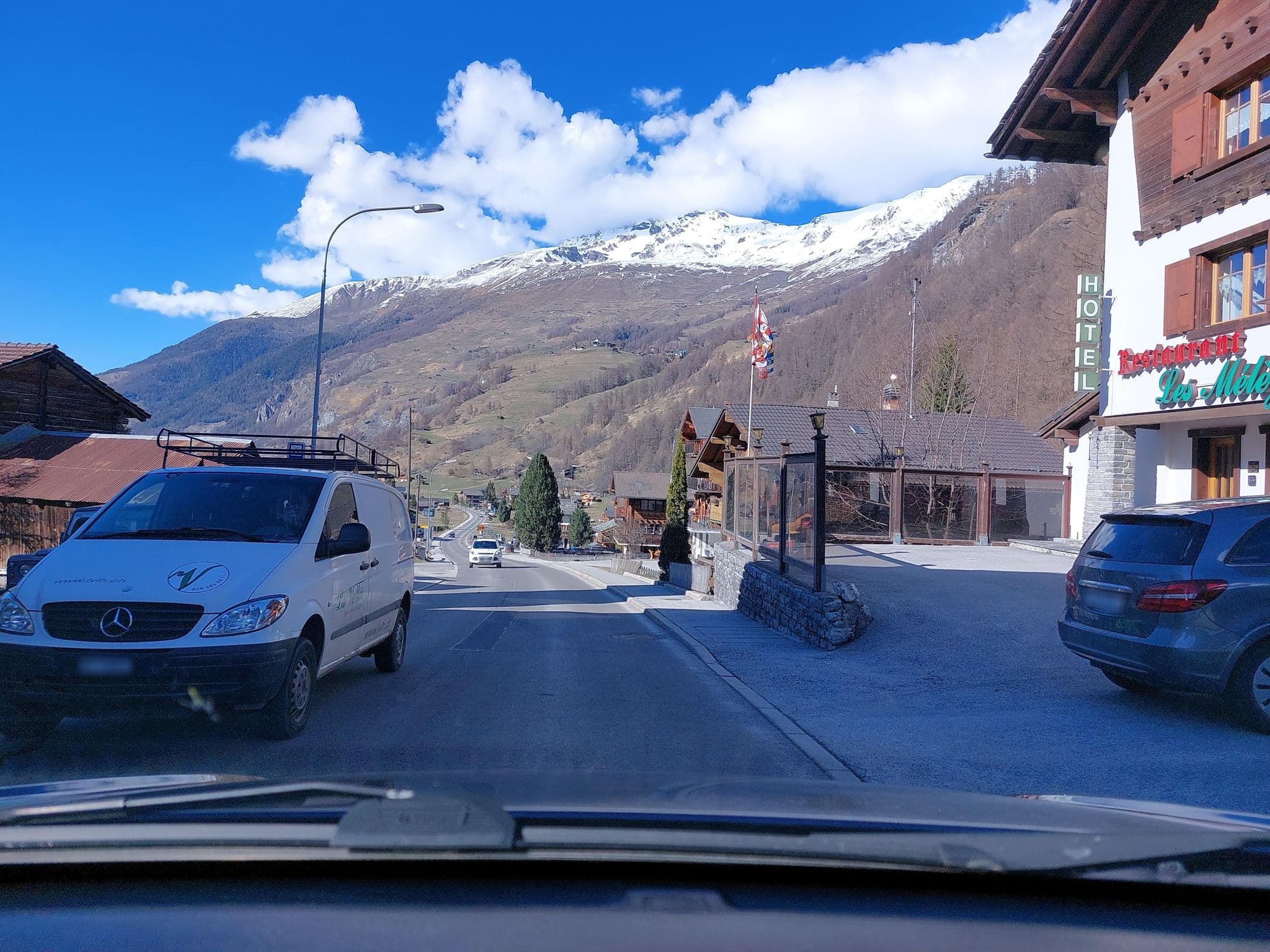 Street view near Hôtel Les Mélezes, Evolène — © Balbenar (CC BY-SA · Mapillary)