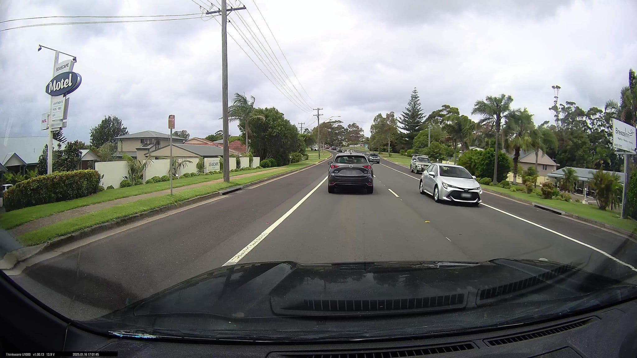 Street view near Mollymook Seascape Motel & Apartments, Mollymook — © maxim752 (CC BY-SA · Mapillary)