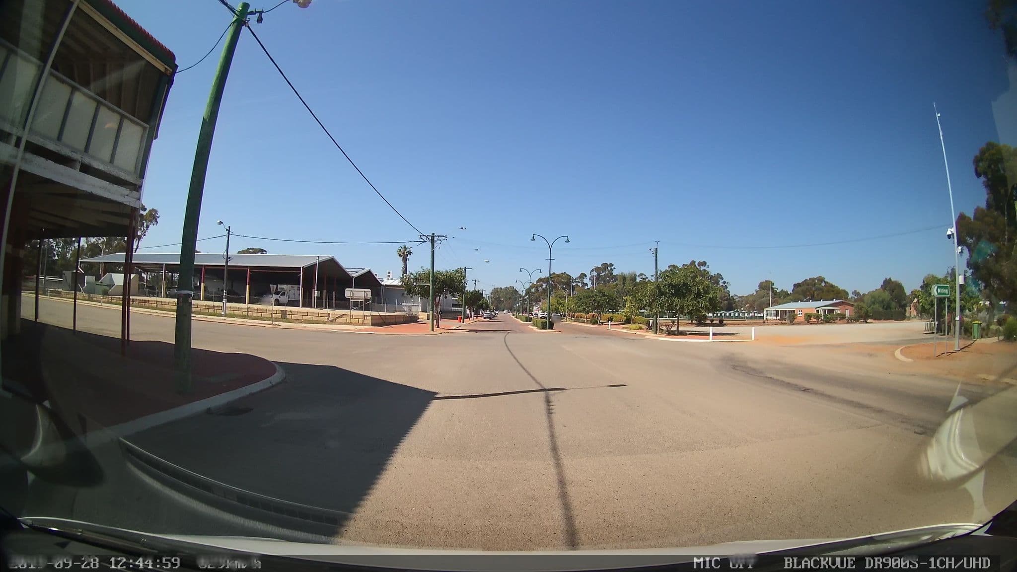 Street view near HRVST HOTEL MOORA, Moora — © bob3bob3 (CC BY-SA · Mapillary)