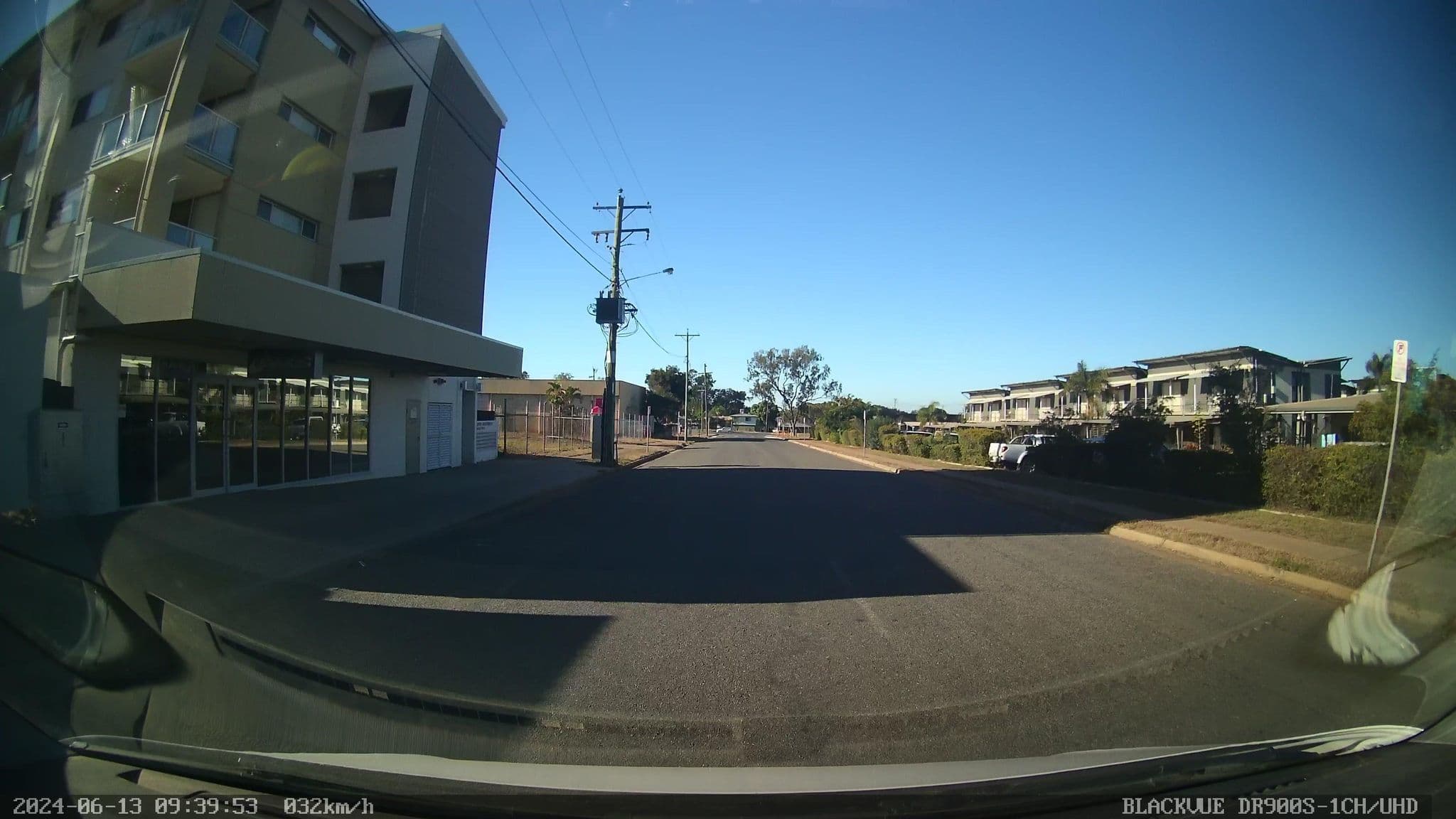 Street view near The Lodge Village, Moranbah, Mills Ave - Reception at 6 Bacon St (Prev. Moranbah Motor Inn), Moranbah — © bob3bob3 (CC BY-SA · Mapillary)