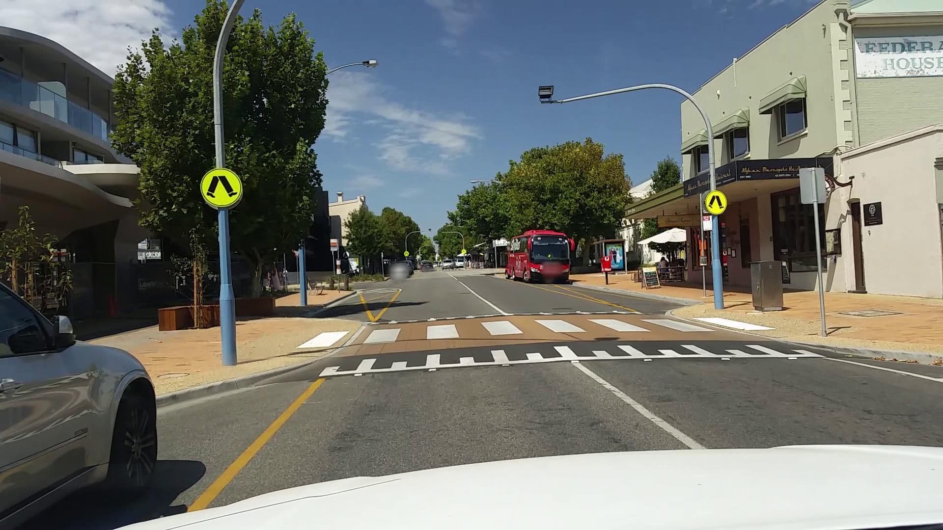 Street view near Platinum at Miramar Mornington Luxury Accommodation, Mornington — © mattburt7 (CC BY-SA · Mapillary)