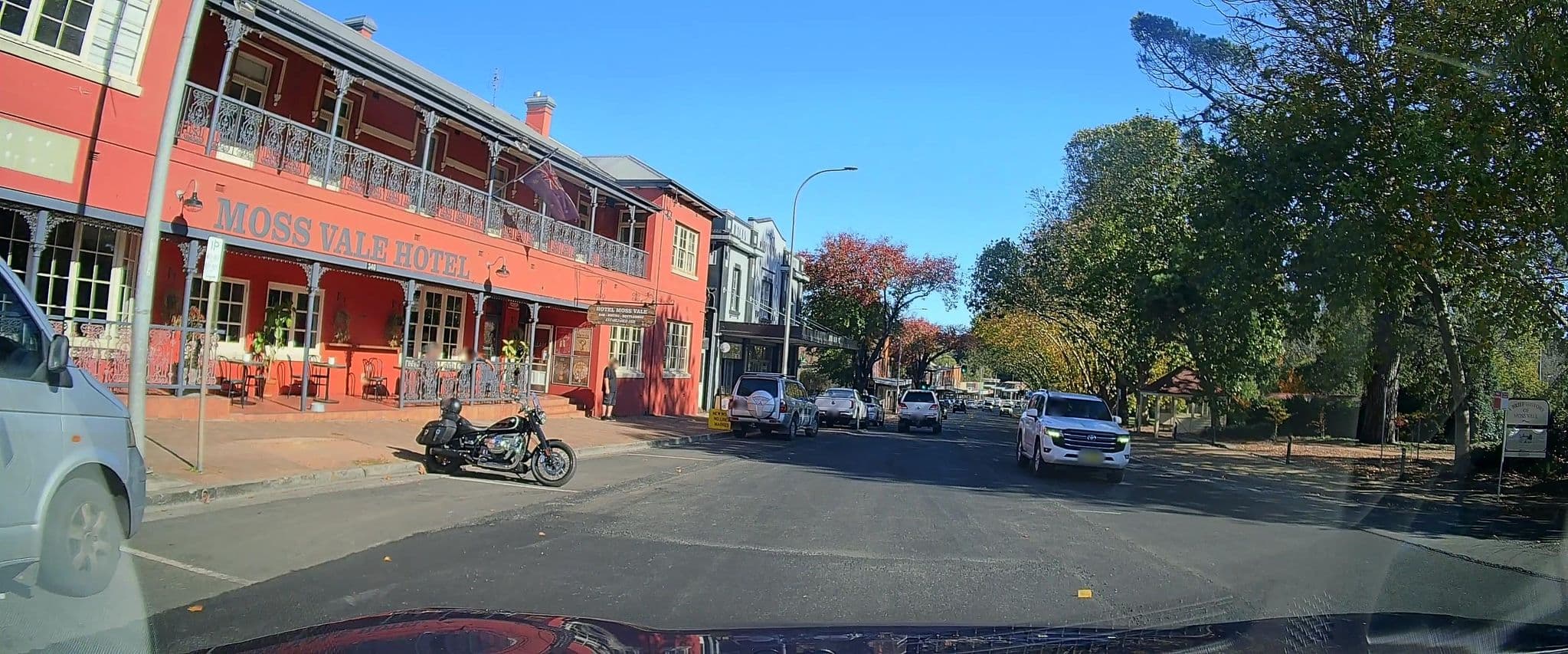 Street view near Moss Vale Hotel, Moss Vale — © maxim752 (CC BY-SA · Mapillary)