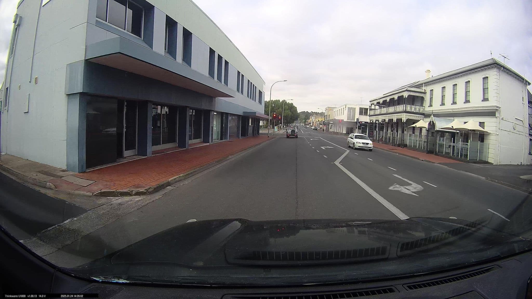 Street view near Mount Gambier Hotel, Mount Gambier — © maxim752 (CC BY-SA · Mapillary)
