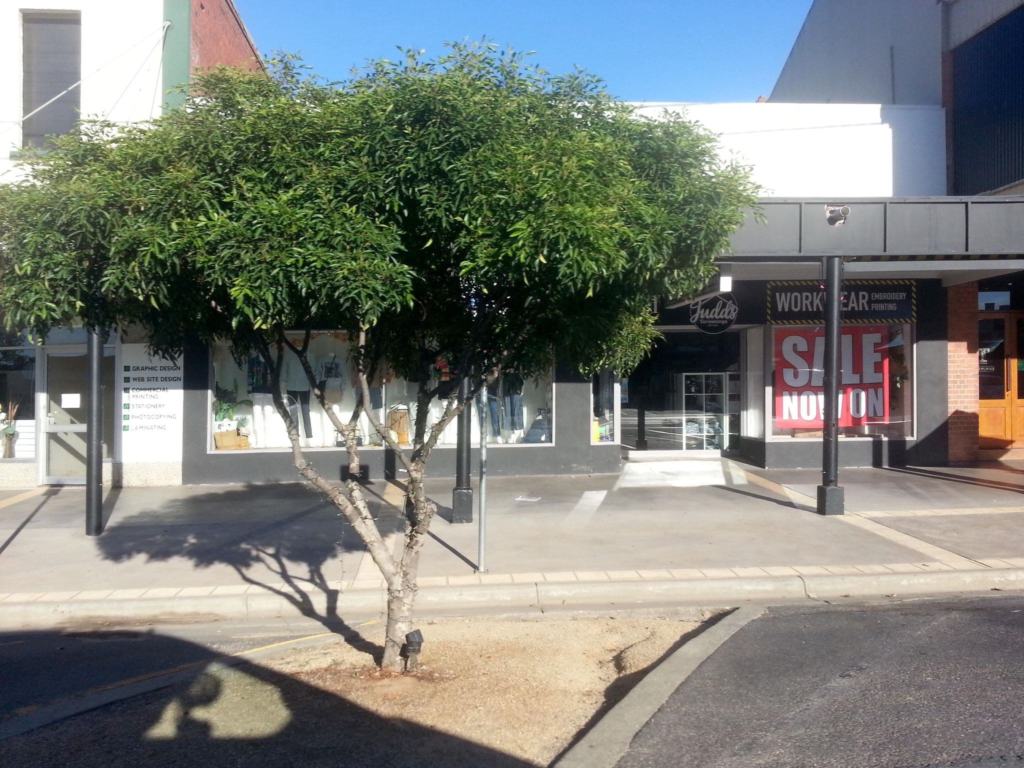 Street view near Terminus Hotel Yarrawonga reviews, Yarrawonga — © bob3bob3 (CC BY-SA · Mapillary)