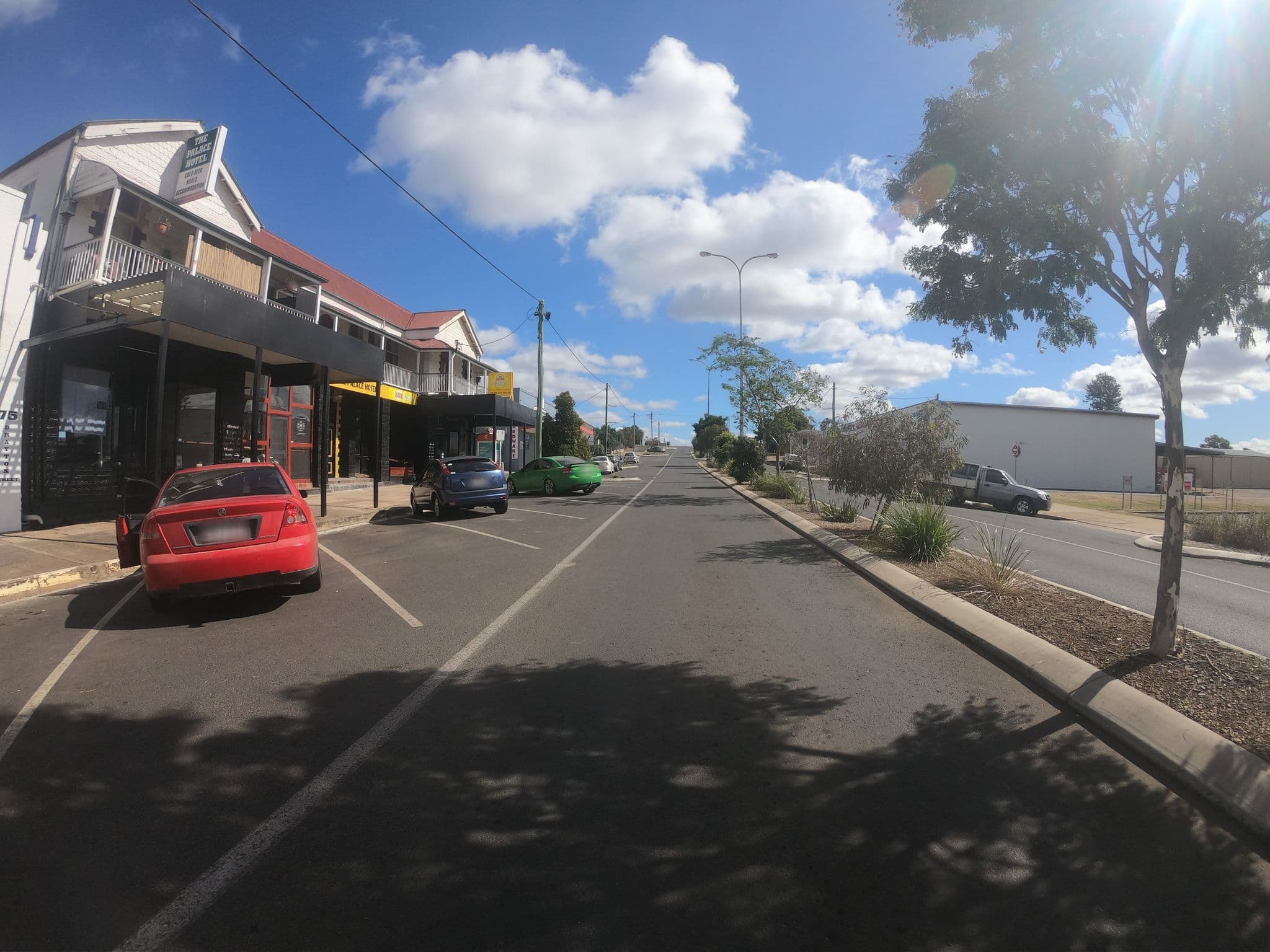 Street view near The Palace Hotel, Nanango — © flashkiwi (CC BY-SA · Mapillary)