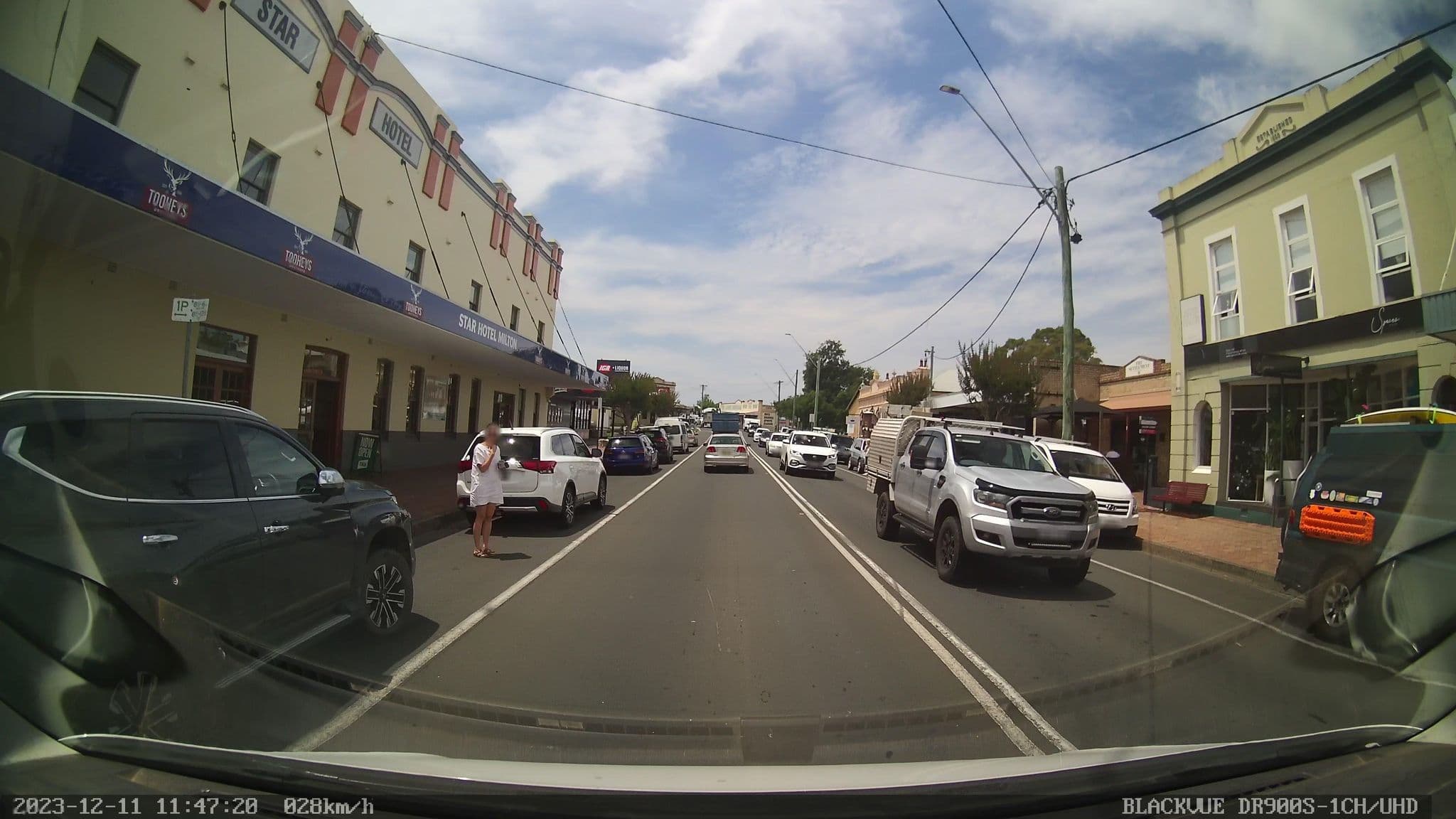 Street view near Star Hotel Milton, Narrawallee — © bob3bob3 (CC BY-SA · Mapillary)