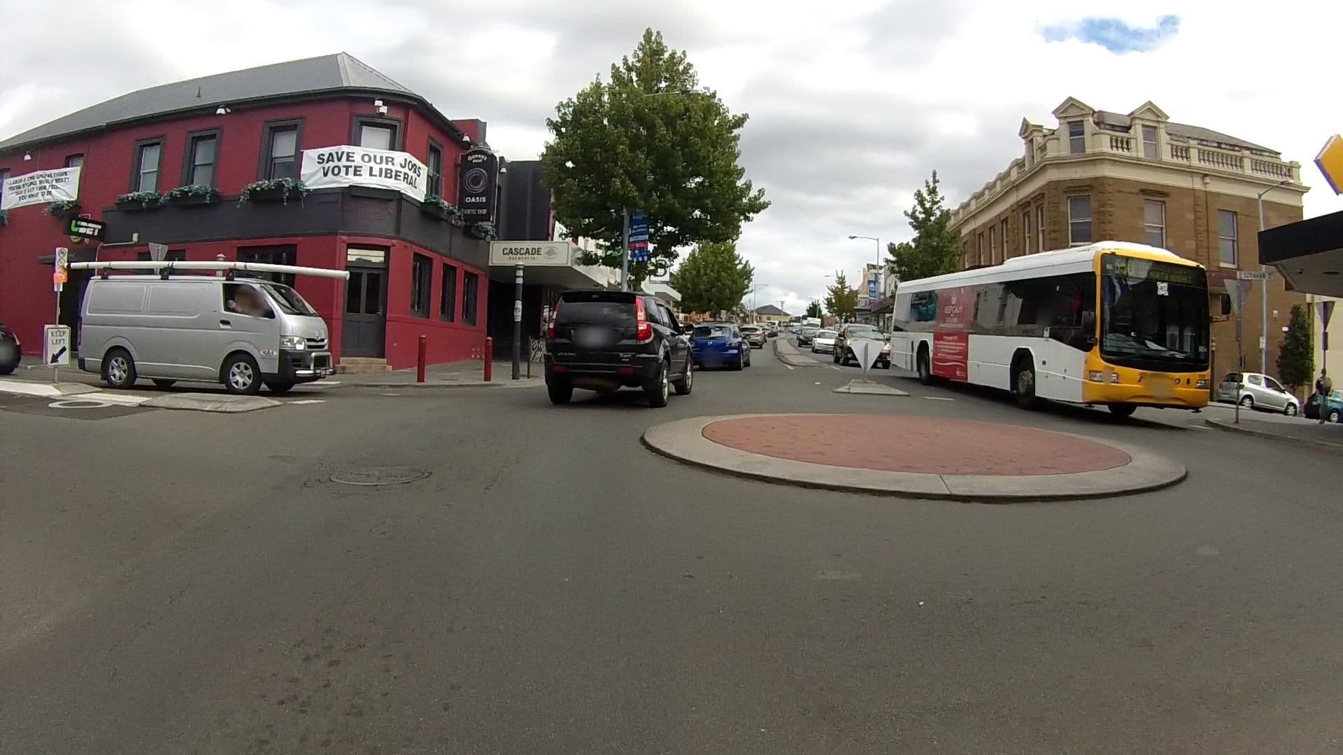 Street view near Queen's Head Hotel, North Hobart — © tastrax (CC BY-SA · Mapillary)