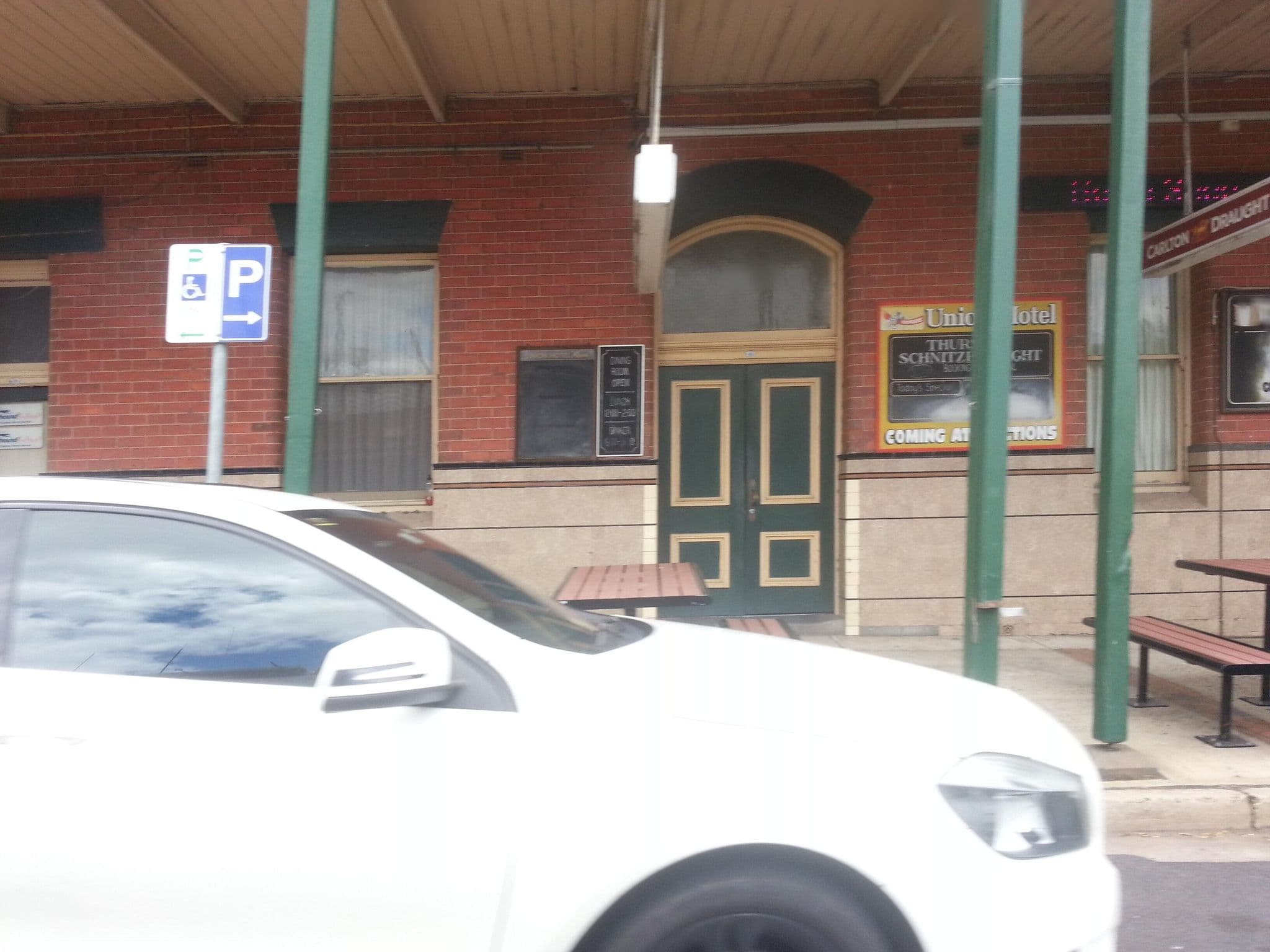 Street view near Union Hotel Nhill, Nhill — © bob3bob3 (CC BY-SA · Mapillary)