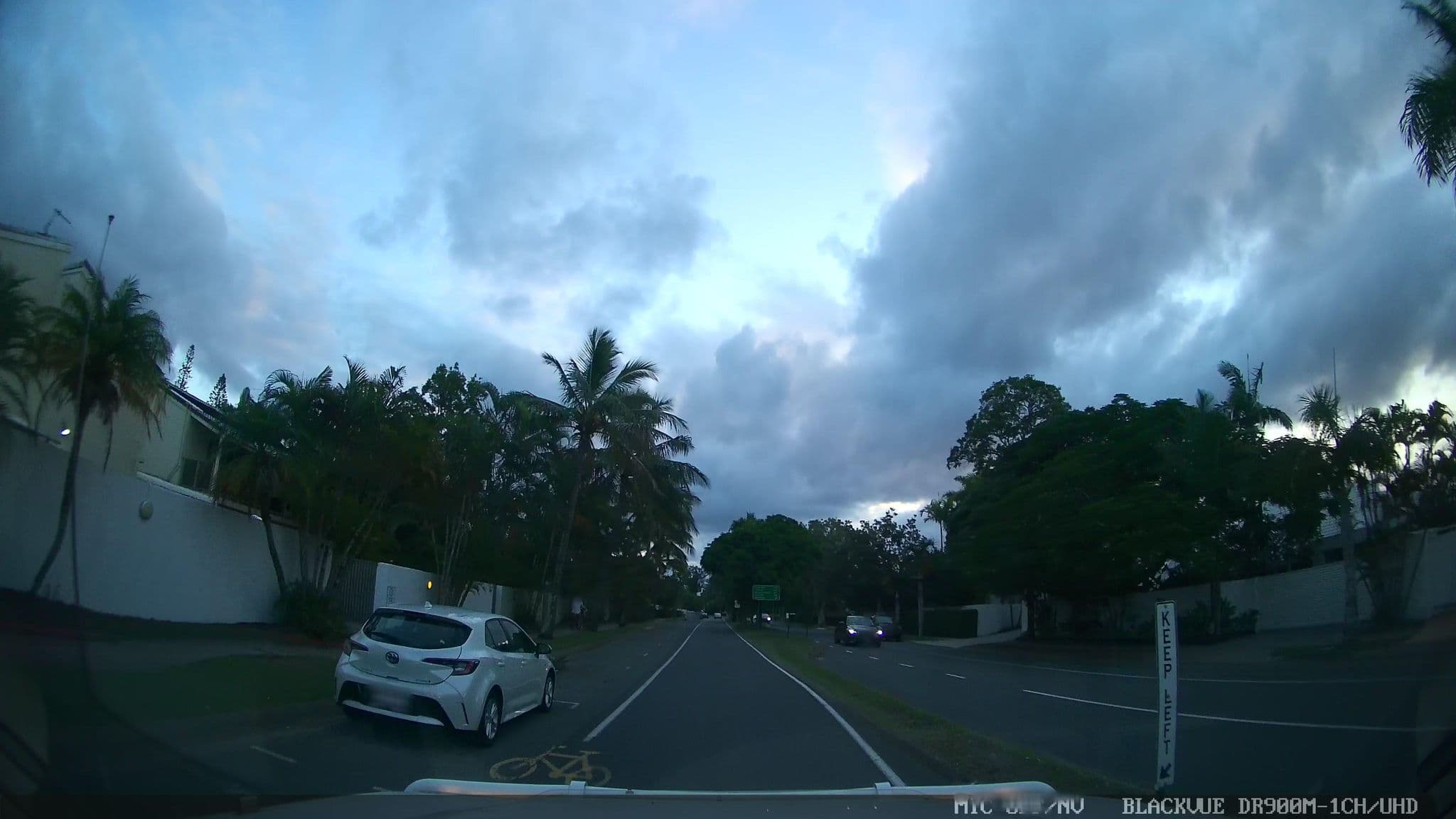 Street view near Noosa Parade Holiday Inn, Noosa Heads — © jthnz (CC BY-SA · Mapillary)