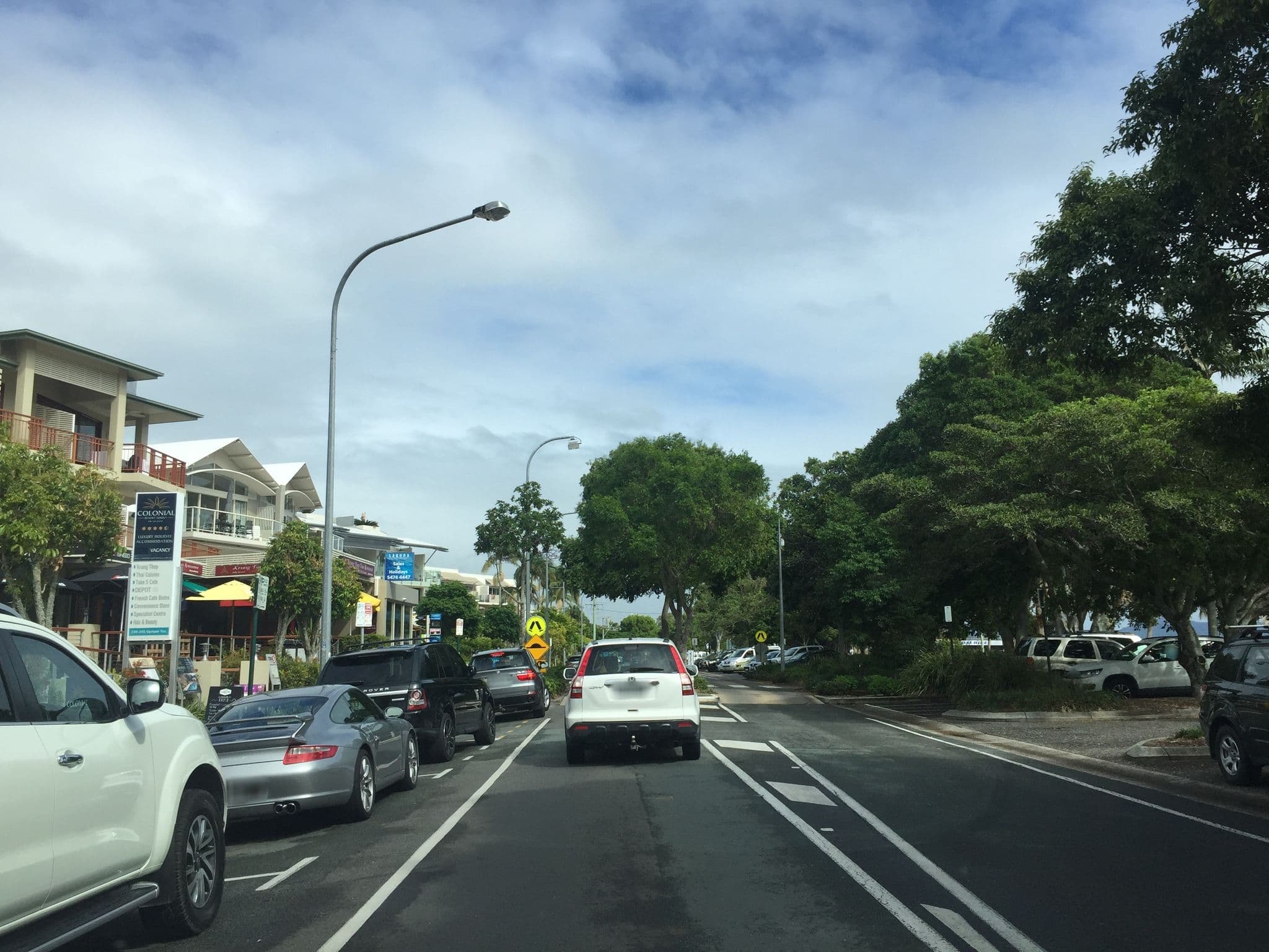Street view near Colonial Resort Noosa, Noosaville — © vagrant42 (CC BY-SA · Mapillary)