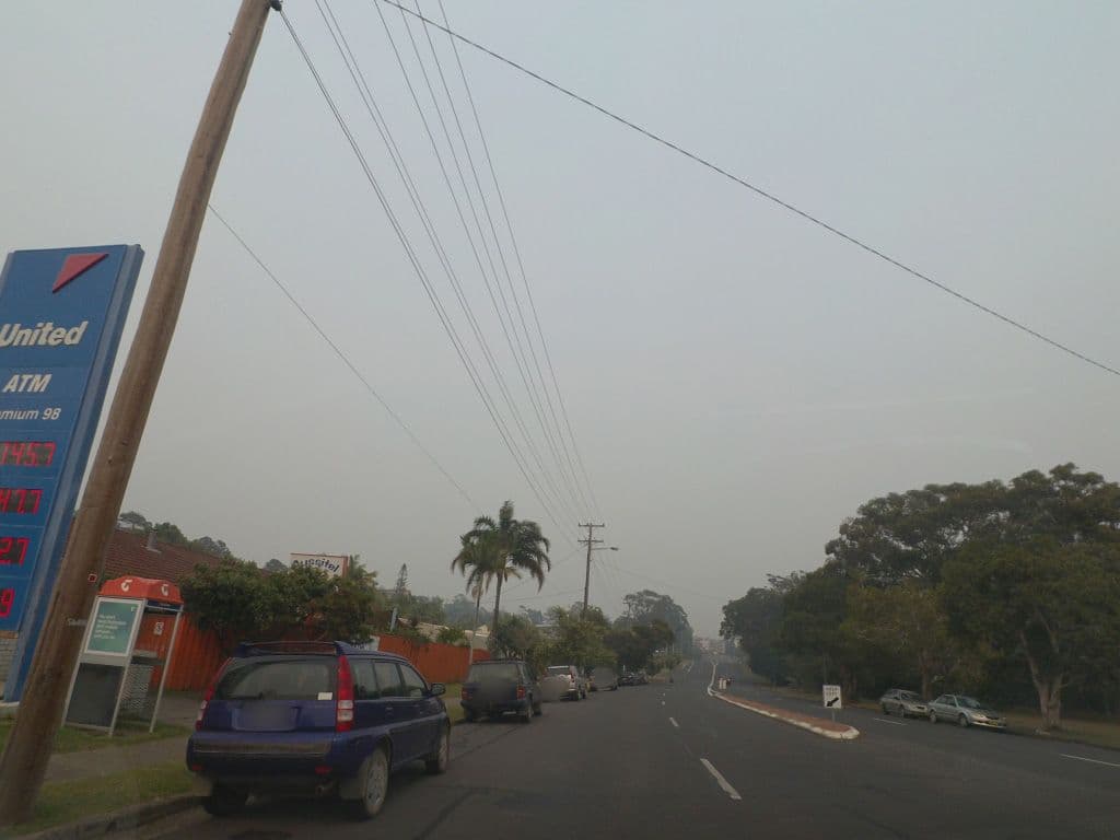 Street view near Aussitel Backpackers, Coffs Harbour — © mander (CC BY-SA · Mapillary)