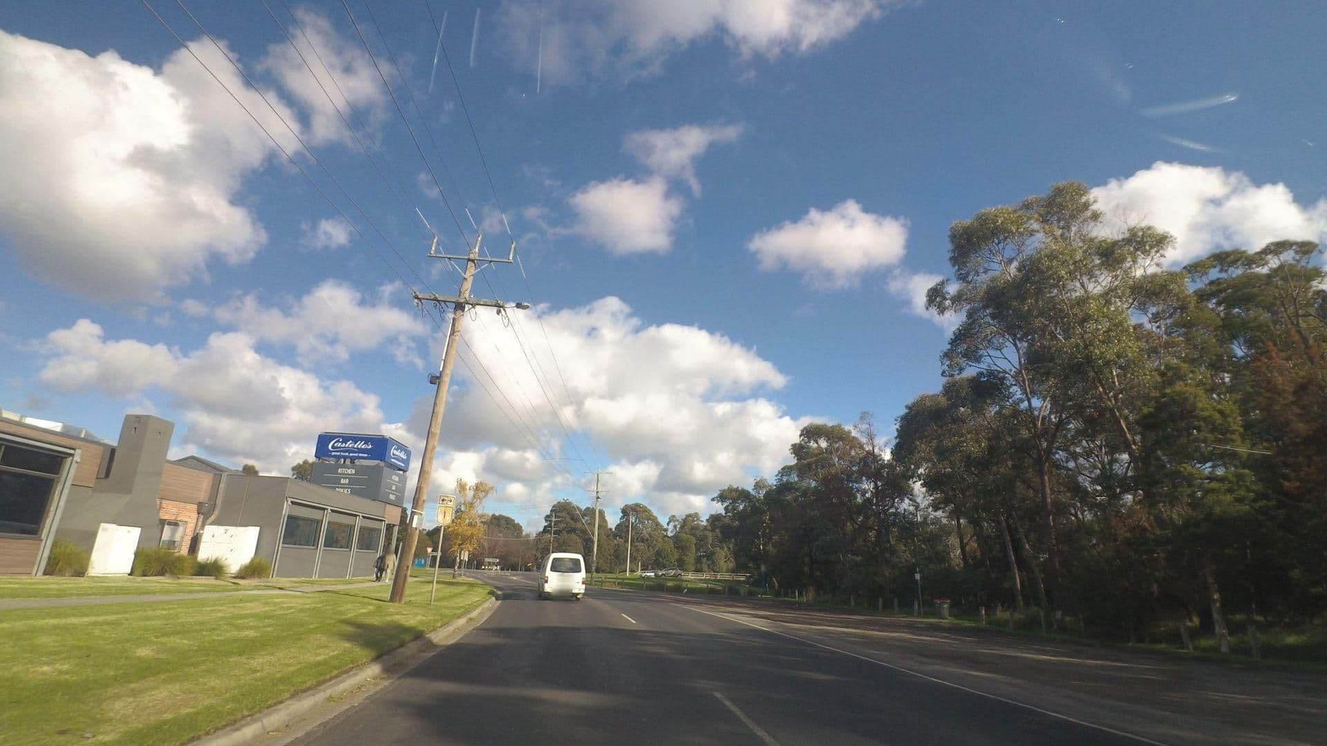 Street view near Castello's Pakenham International Buffet Hotel, Pakenham — © mander (CC BY-SA · Mapillary)