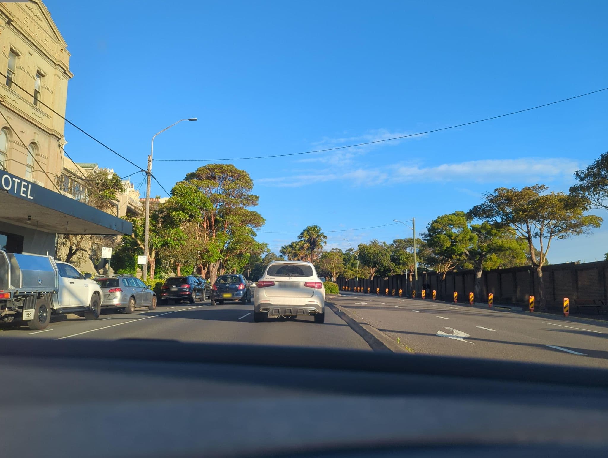 Street view near The Olympic Hotel Paddington, Paddington — © ortho_is_hot (CC BY-SA · Mapillary)