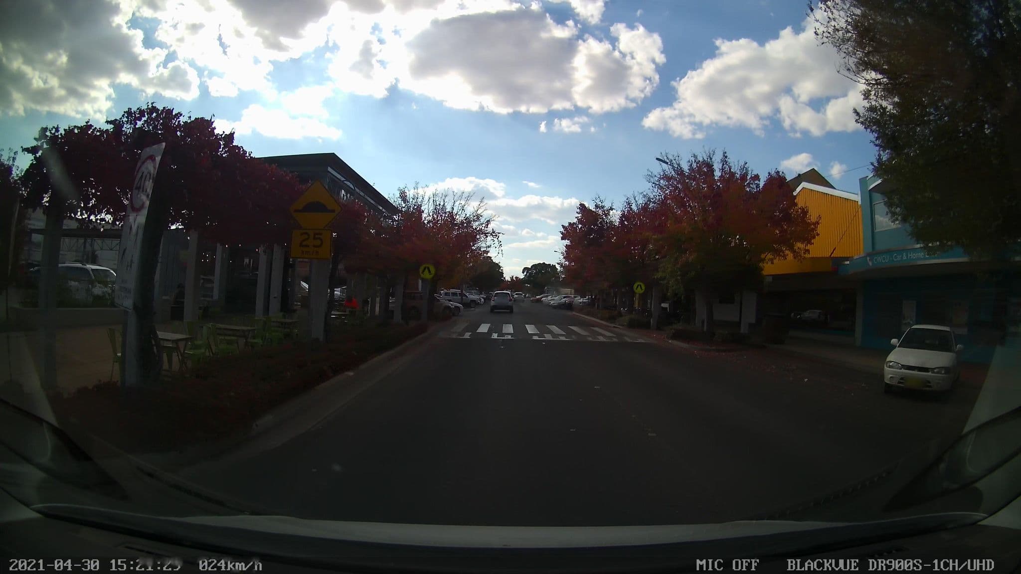 Street view near Broadway Hotel Parkes, Parkes — © bob3bob3 (CC BY-SA · Mapillary)