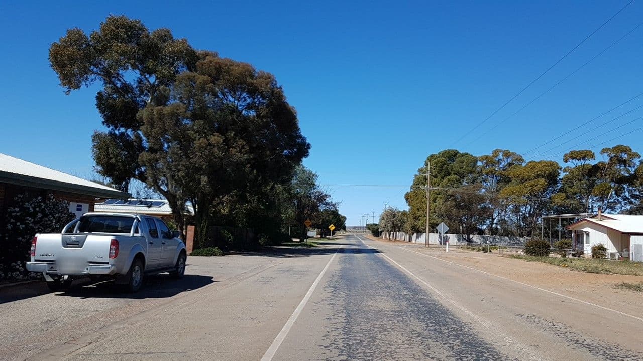 Street view near Roundhouse Motel - Peterborough, Peterborough — © didz (CC BY-SA · Mapillary)