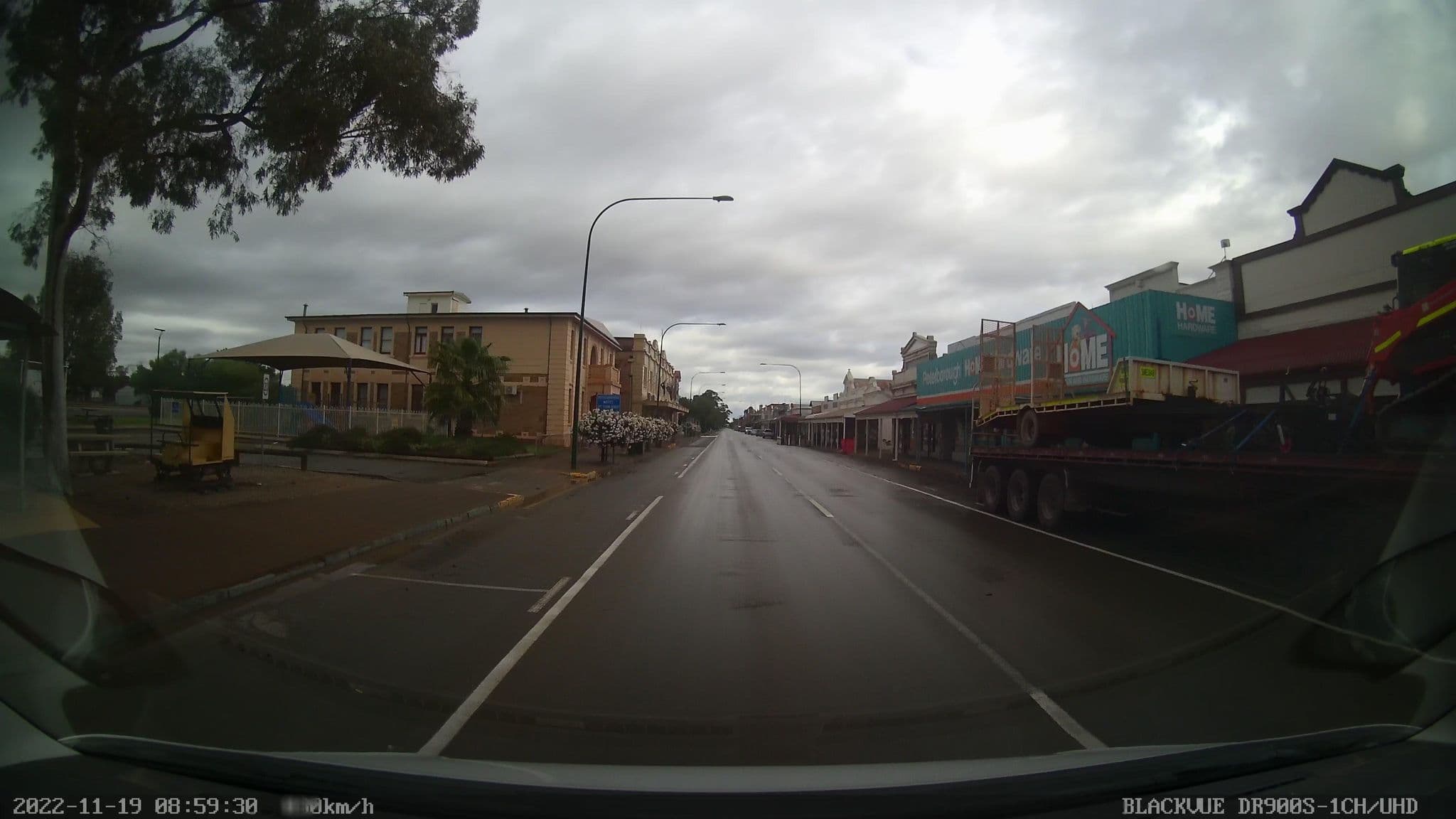 Street view near Main St / High St - North side (Junction Hotel Peterborough), Peterborough — © bob3bob3 (CC BY-SA · Mapillary)