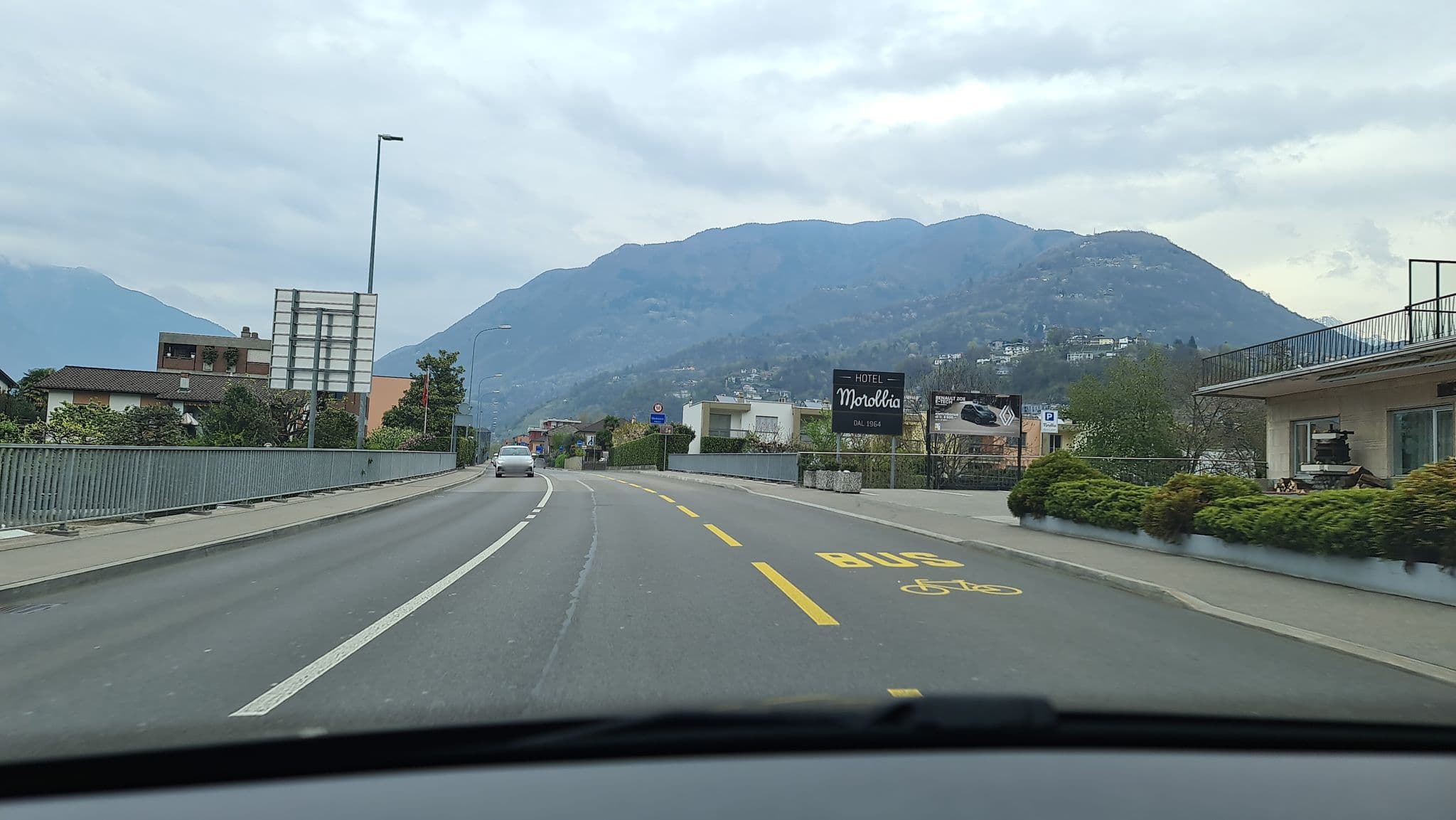 Street view near Morobbia, Camorino — © alexanderar (CC BY-SA · Mapillary)