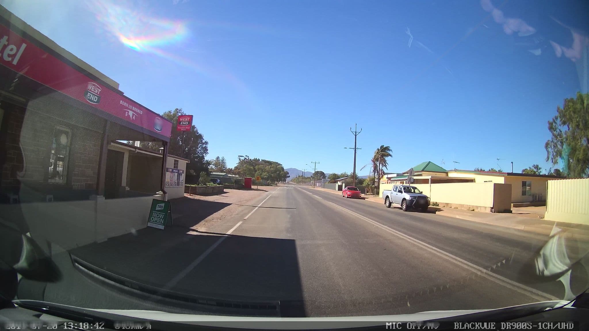 Street view near Traveller's Rest Hotel, Stirling North — © bob3bob3 (CC BY-SA · Mapillary)