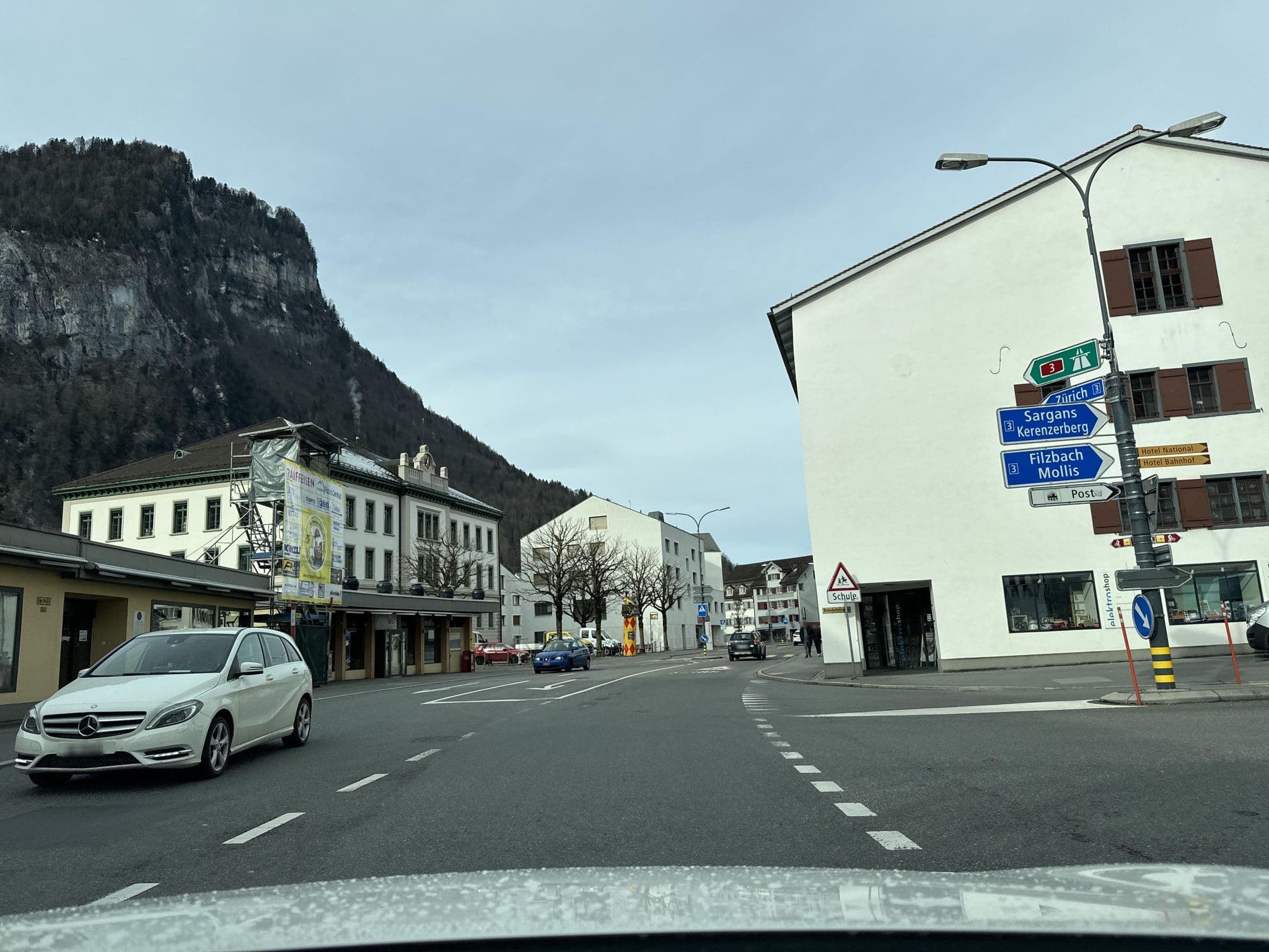 Street view near Schwert, Näfels — © swissmike (CC BY-SA · Mapillary)