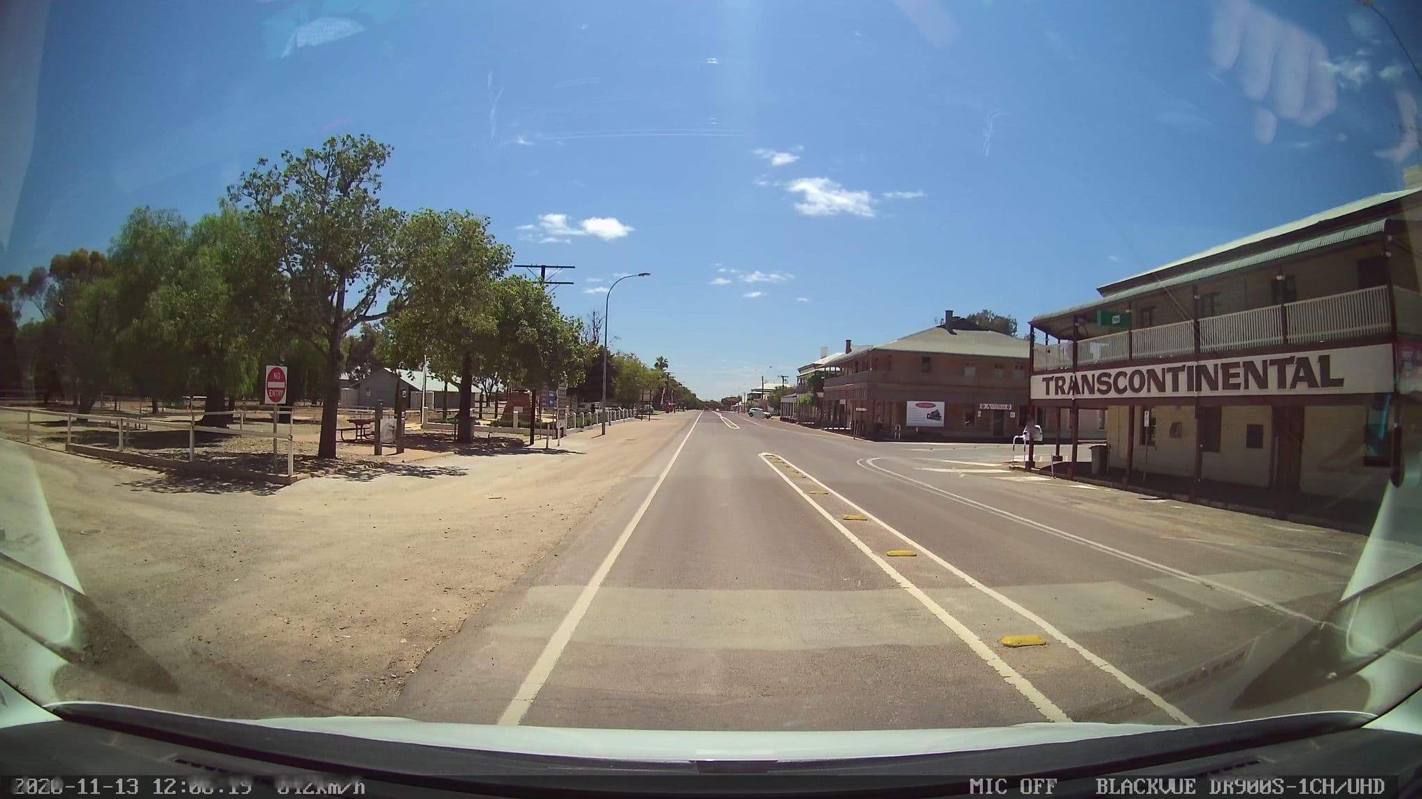 Street view near Transcontinental Hotel, Quorn — © bob3bob3 (CC BY-SA · Mapillary)