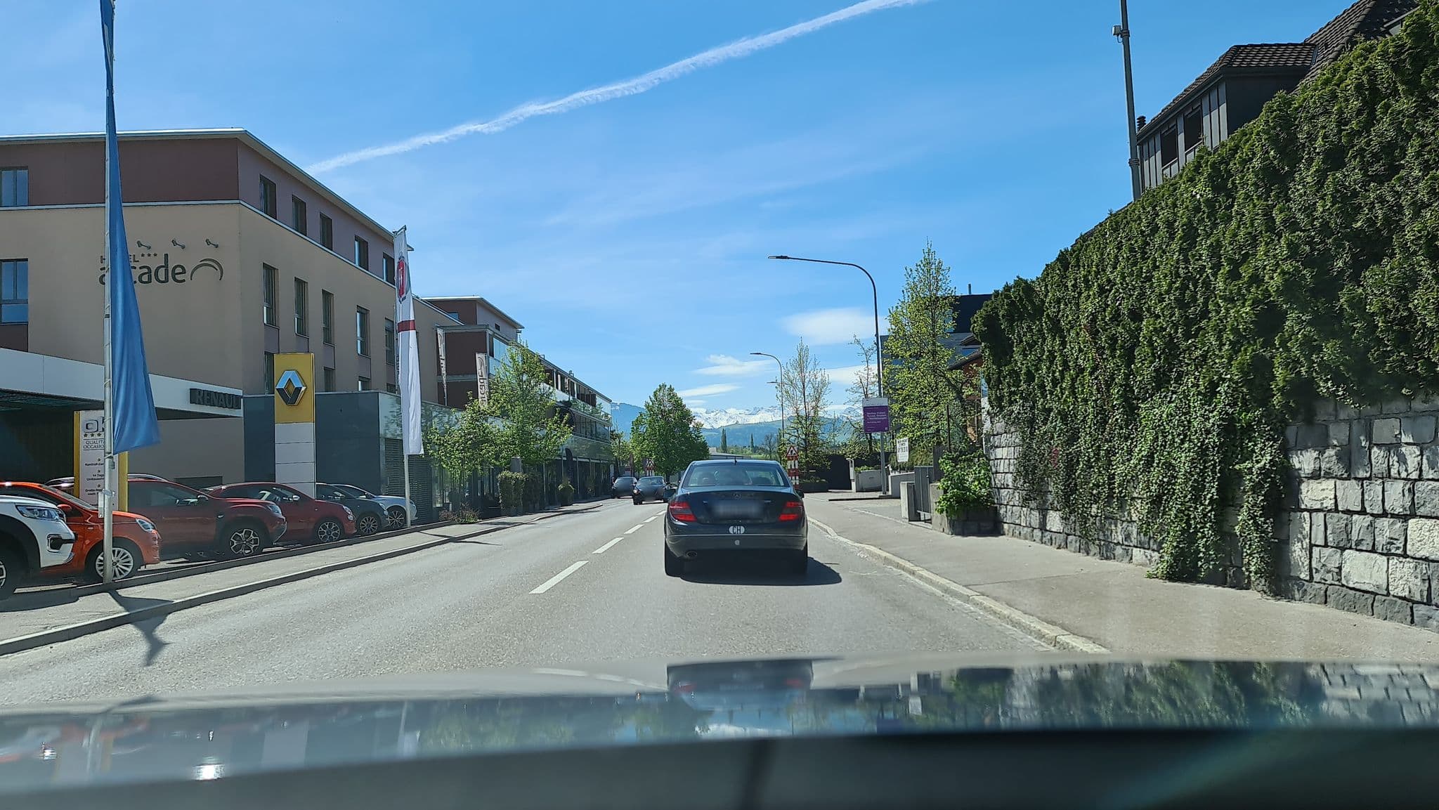 Street view near Hotel Landgasthof Löwen, Sins — © alexanderar (CC BY-SA · Mapillary)