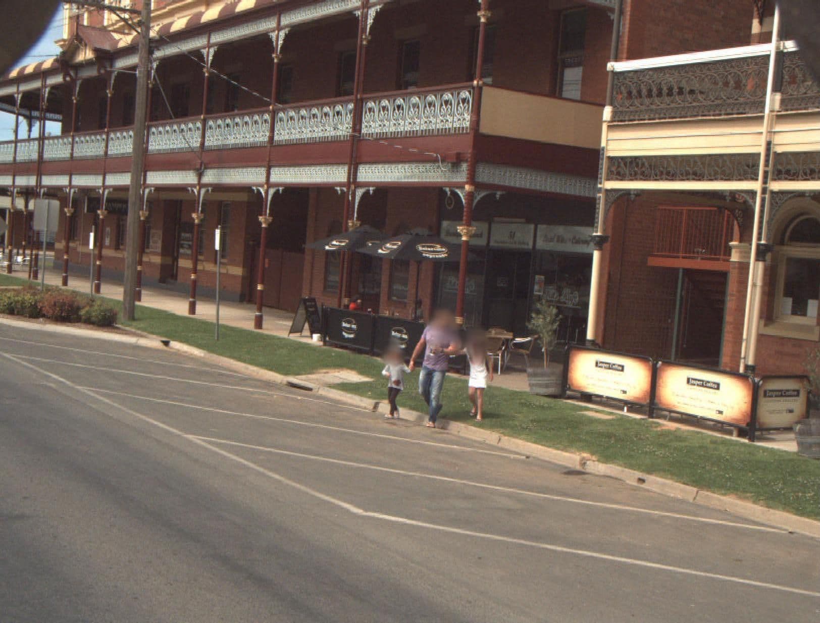 Street view near The Local 3561 Rochester - The Commercial Hotel, Rochester — © vicroads (CC BY-SA · Mapillary)