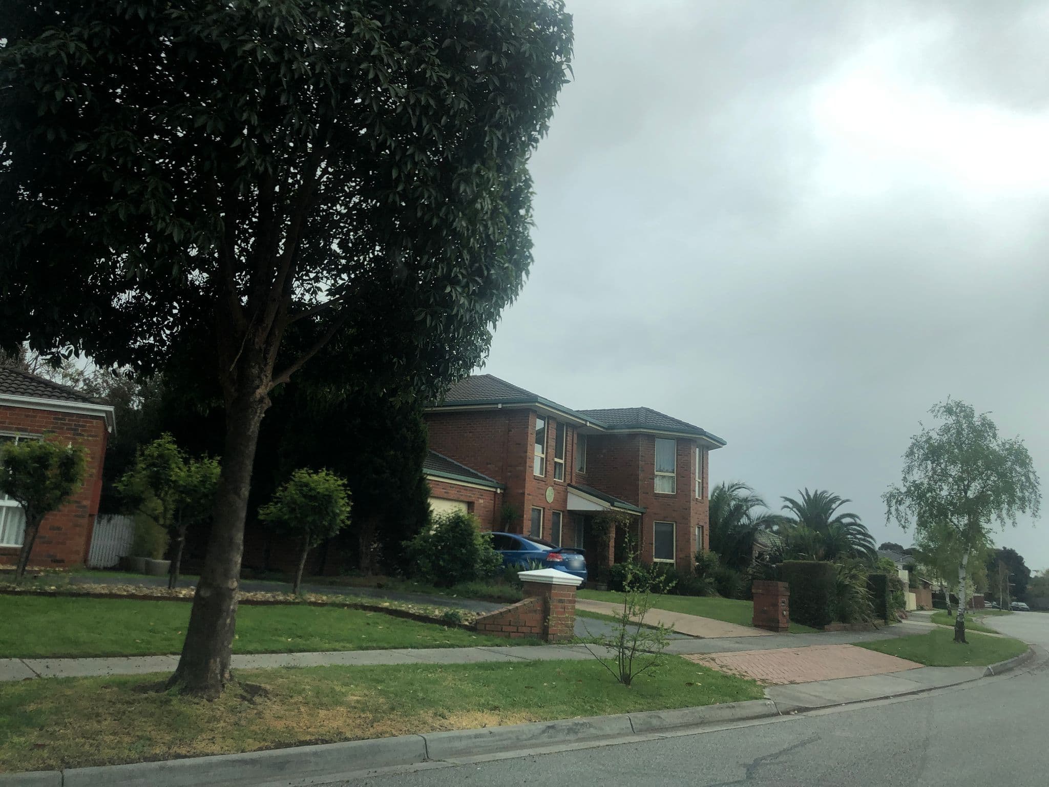 Street view near Auz, Rowville — © blaker88 (CC BY-SA · Mapillary)